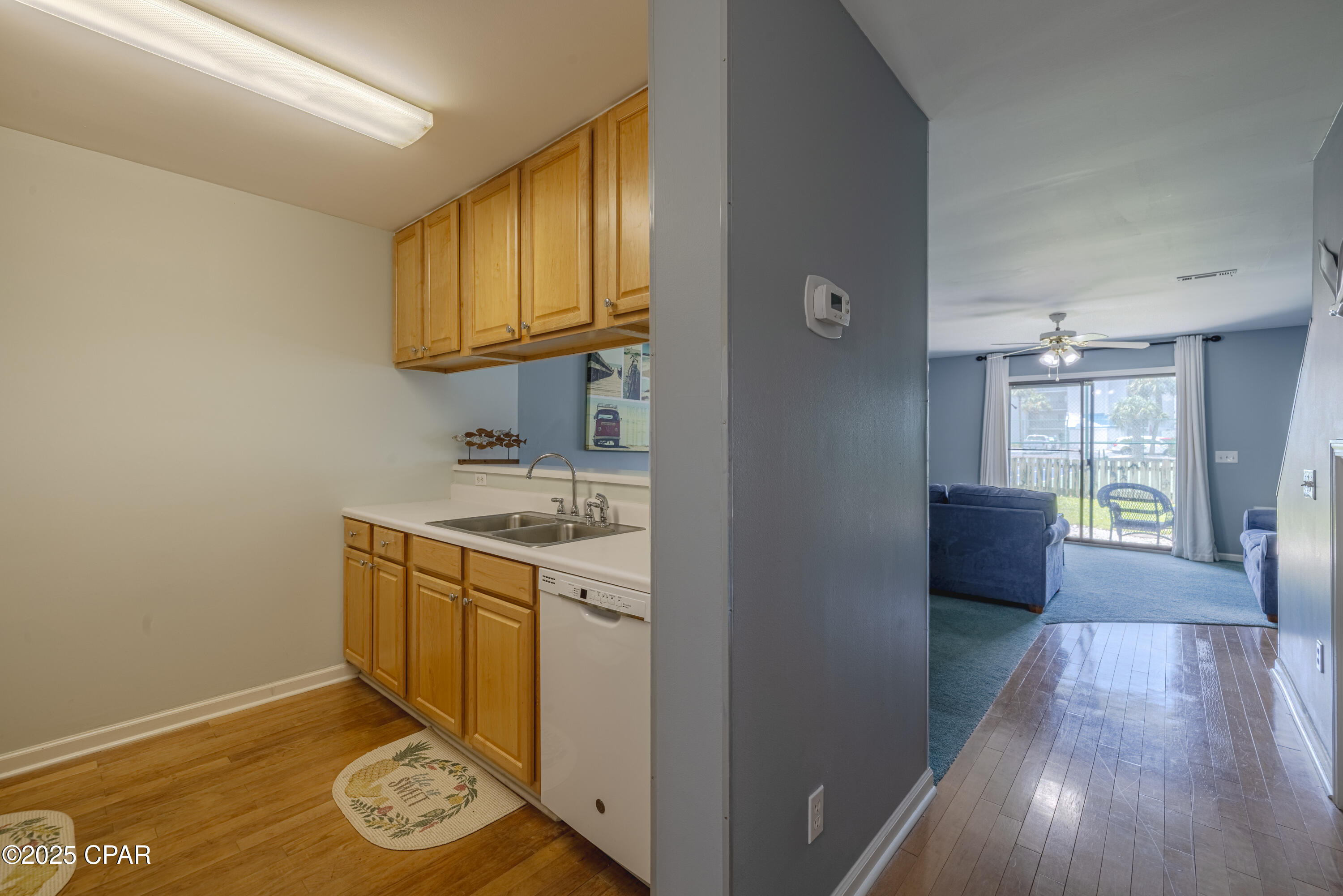 Image 8 For 6215 Thomas Drive 121