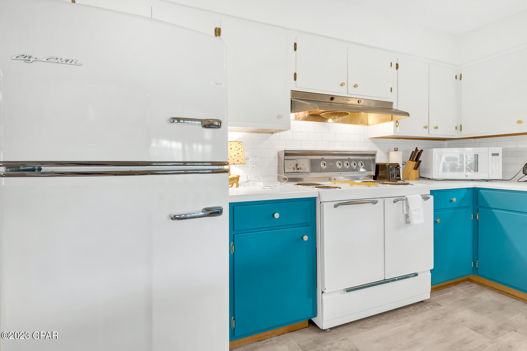 Image 13 For 324 Derondo Street