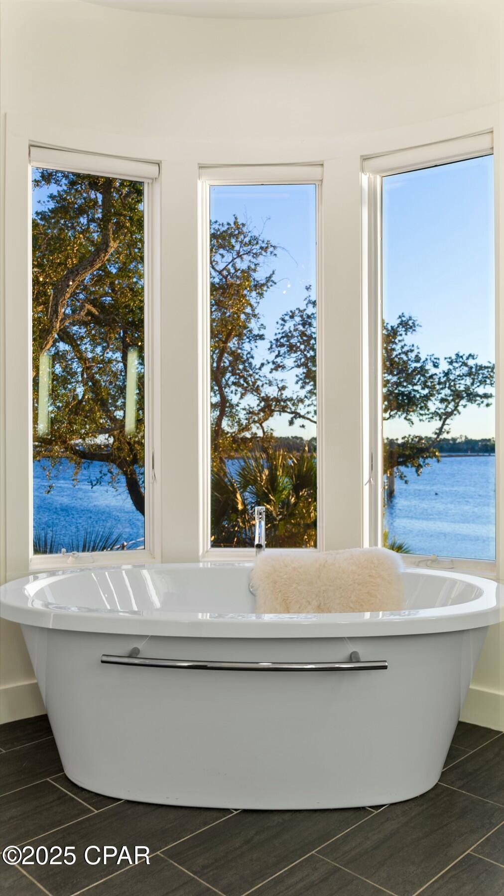 Image 107 For 4200 Northshore Islands Road