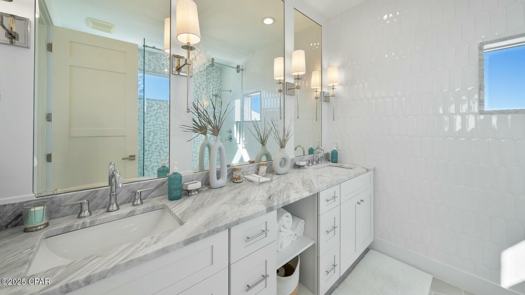 Image 63 For 4200 Northshore Islands Road