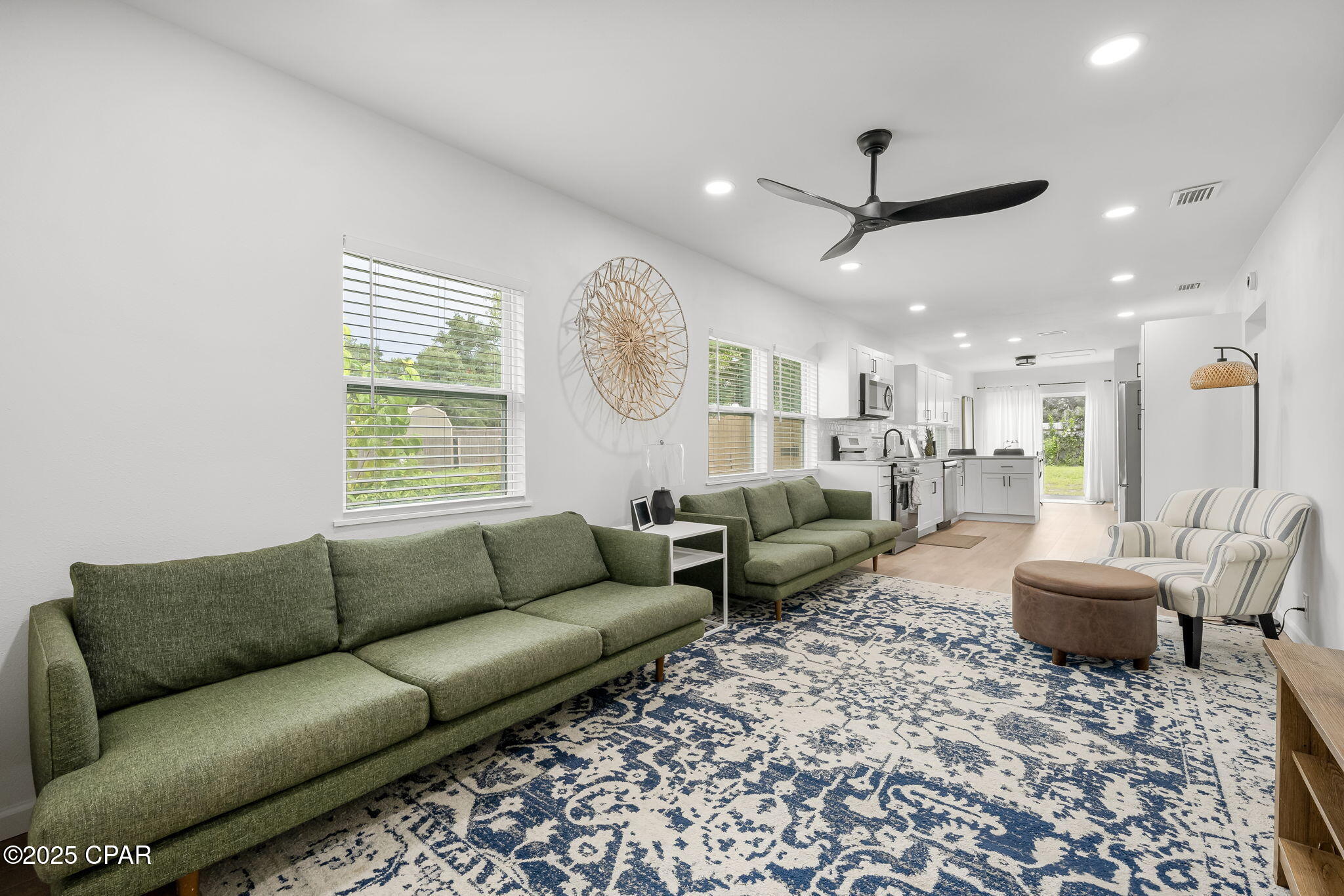 Image 10 For 340 Gray Avenue