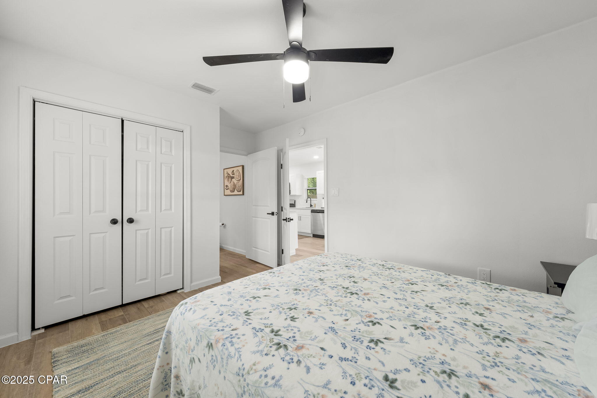 Image 18 For 340 Gray Avenue