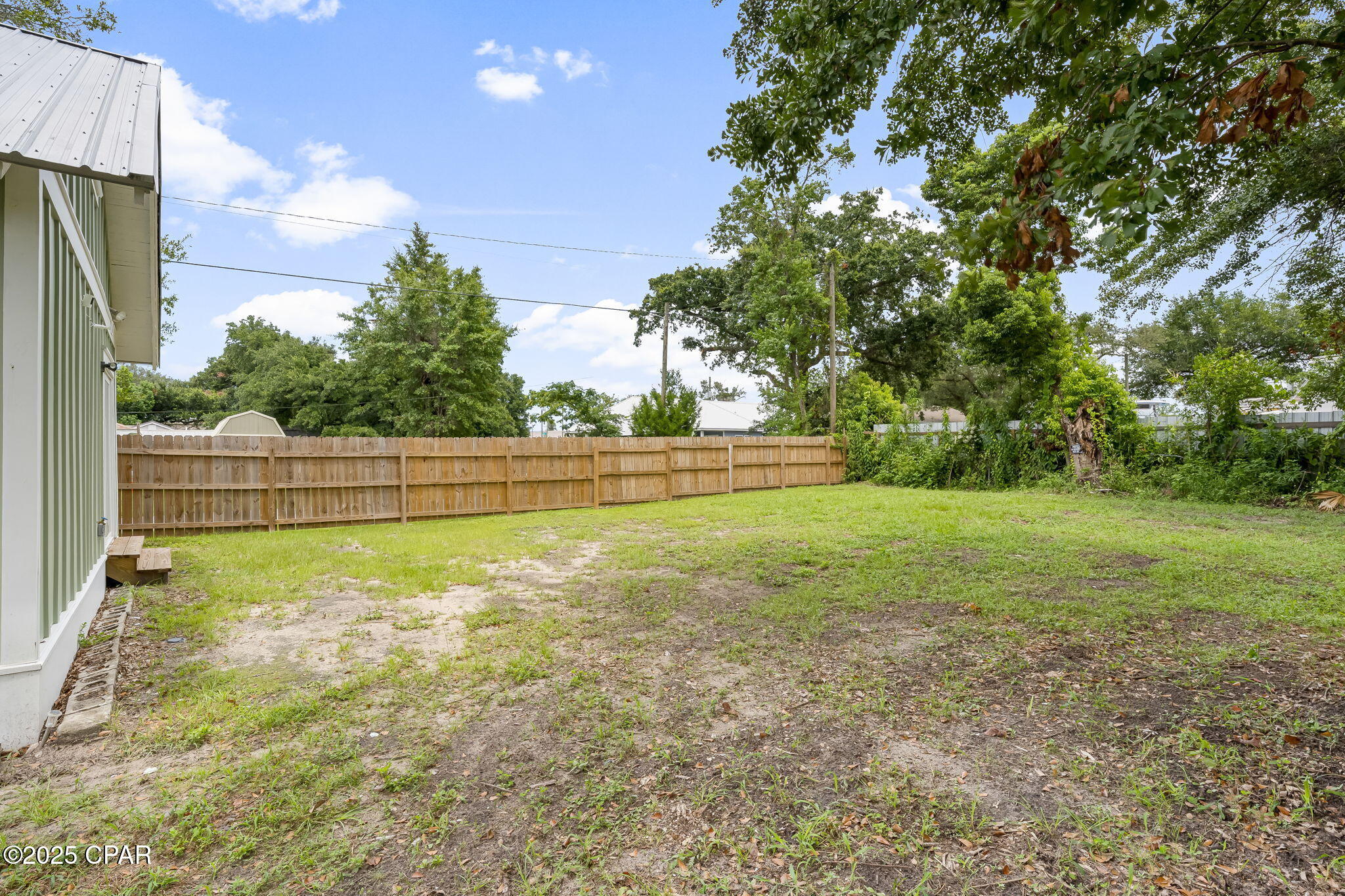 Image 27 For 340 Gray Avenue