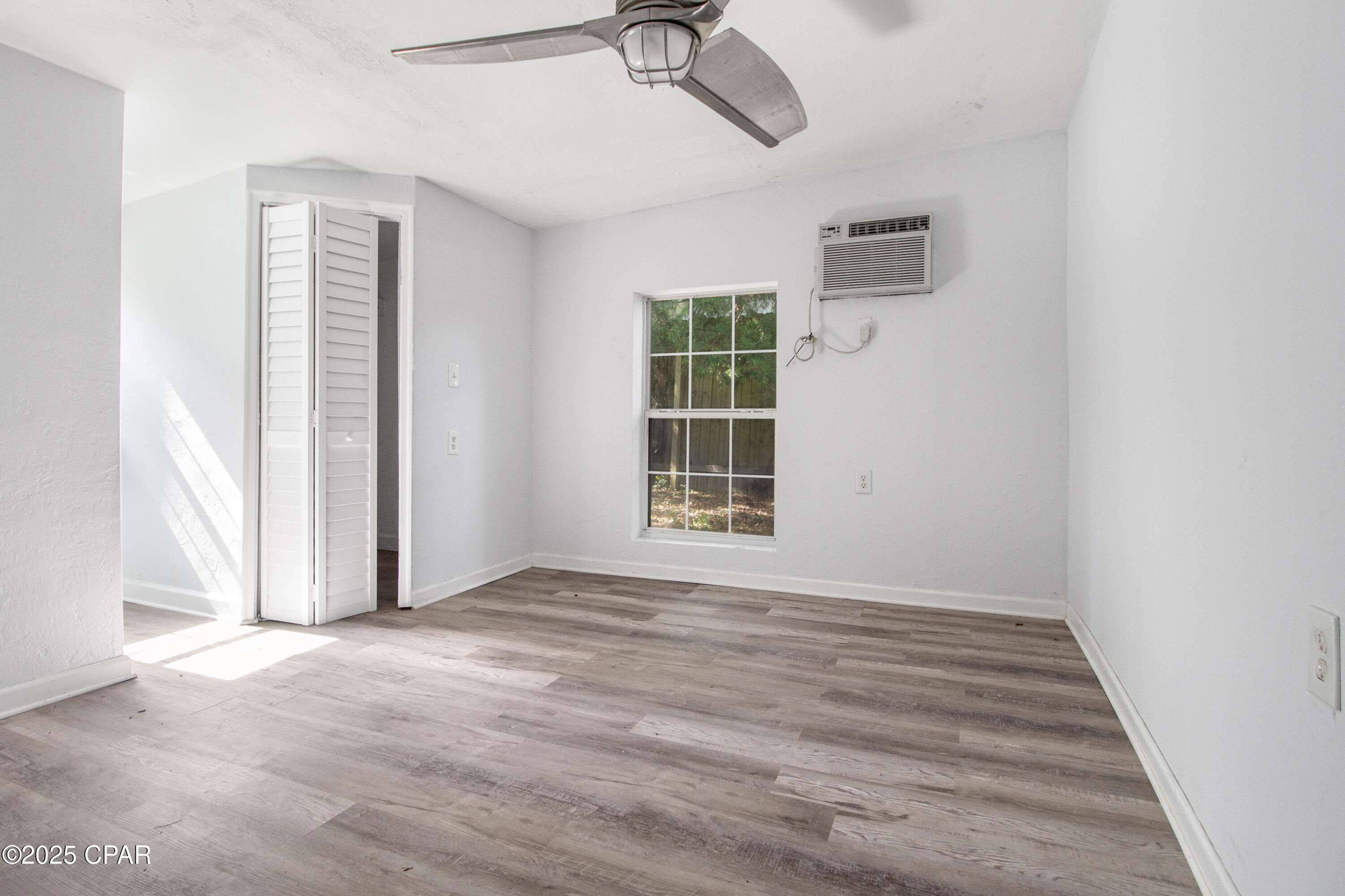 Image 22 For 16590 Gaskin Street