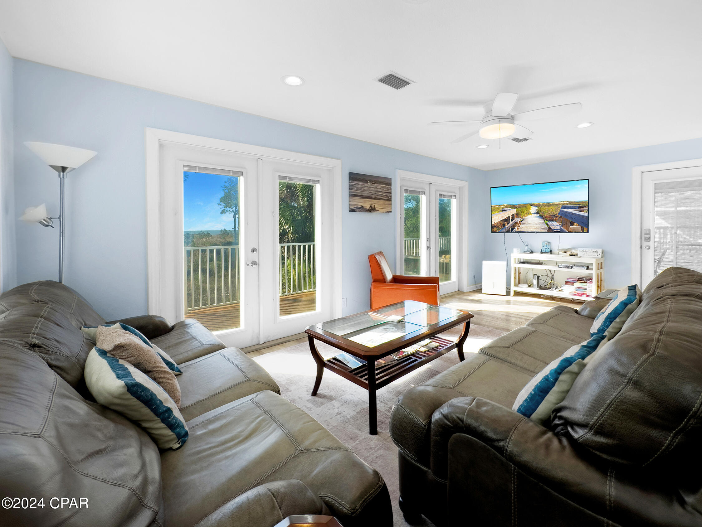 Image 12 For 320 Moonrise Avenue