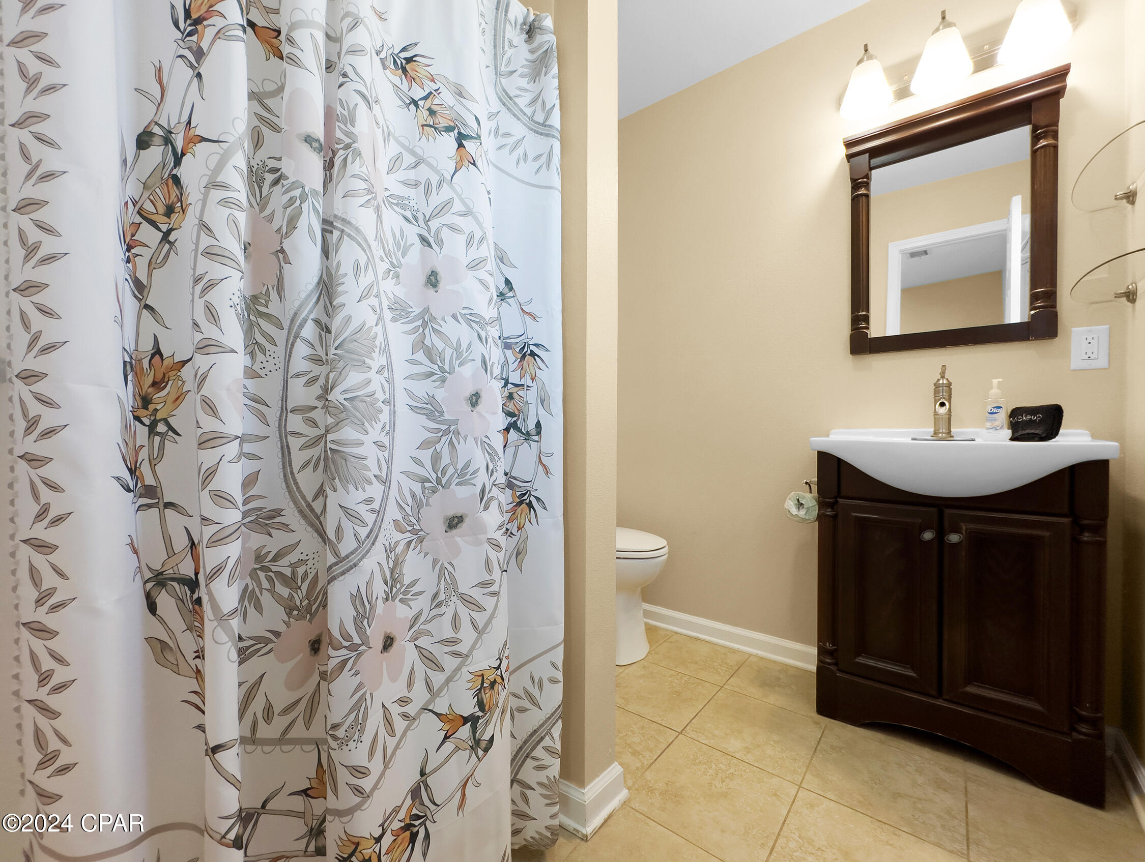 Image 27 For 320 Moonrise Avenue