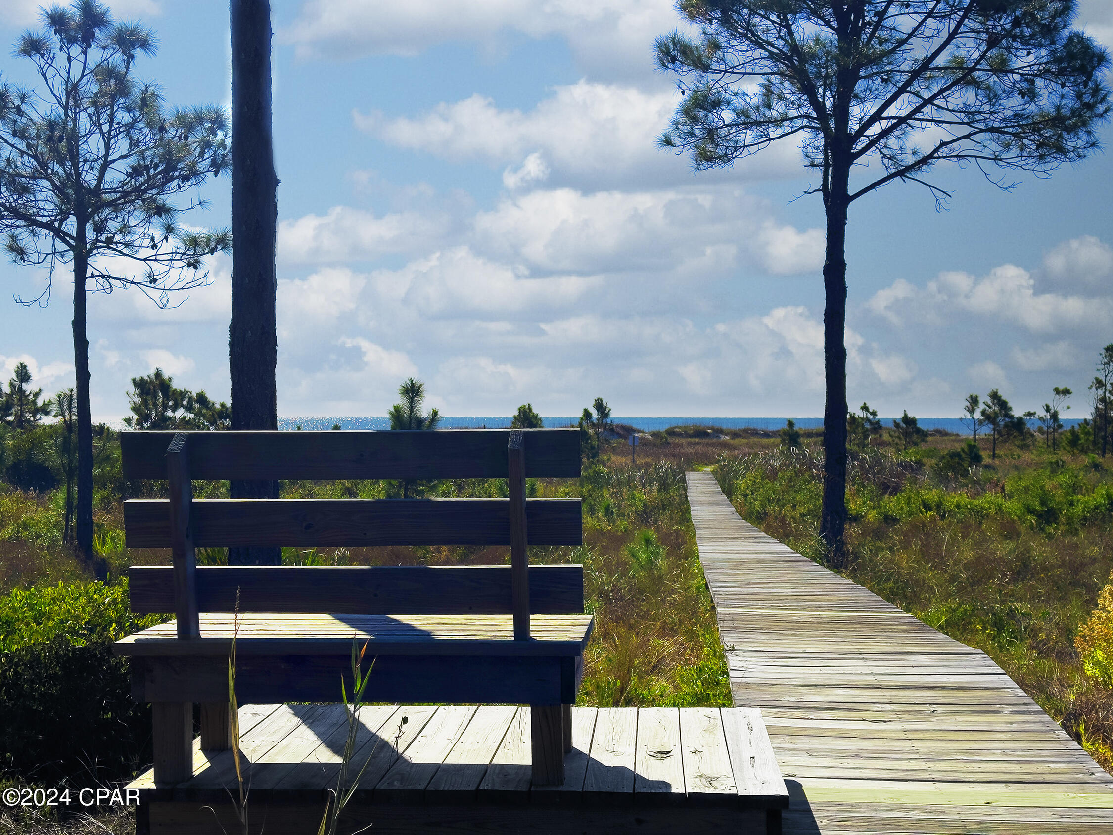 Image 31 For 320 Moonrise Avenue