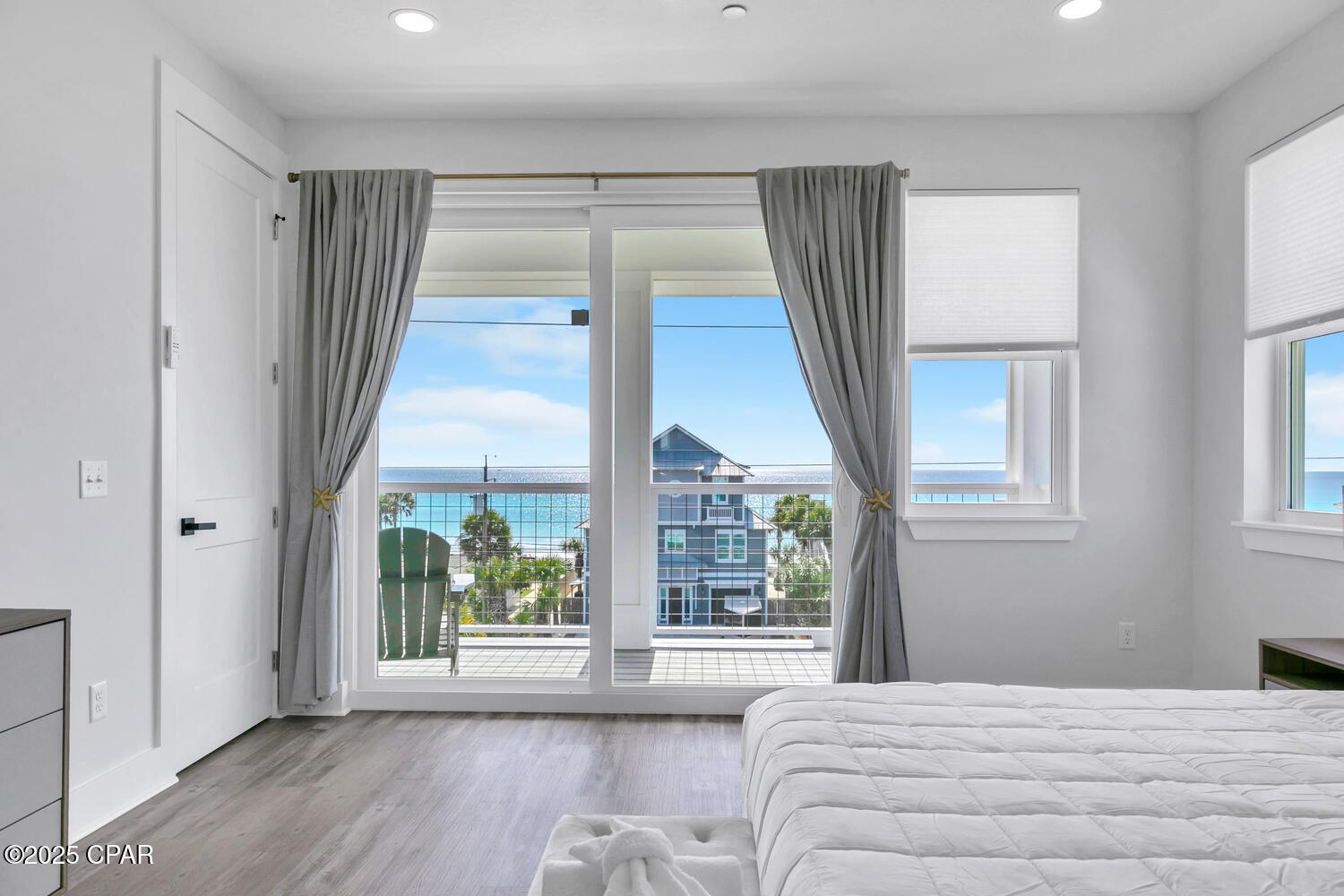 Image 21 For 13310 Front Beach Road