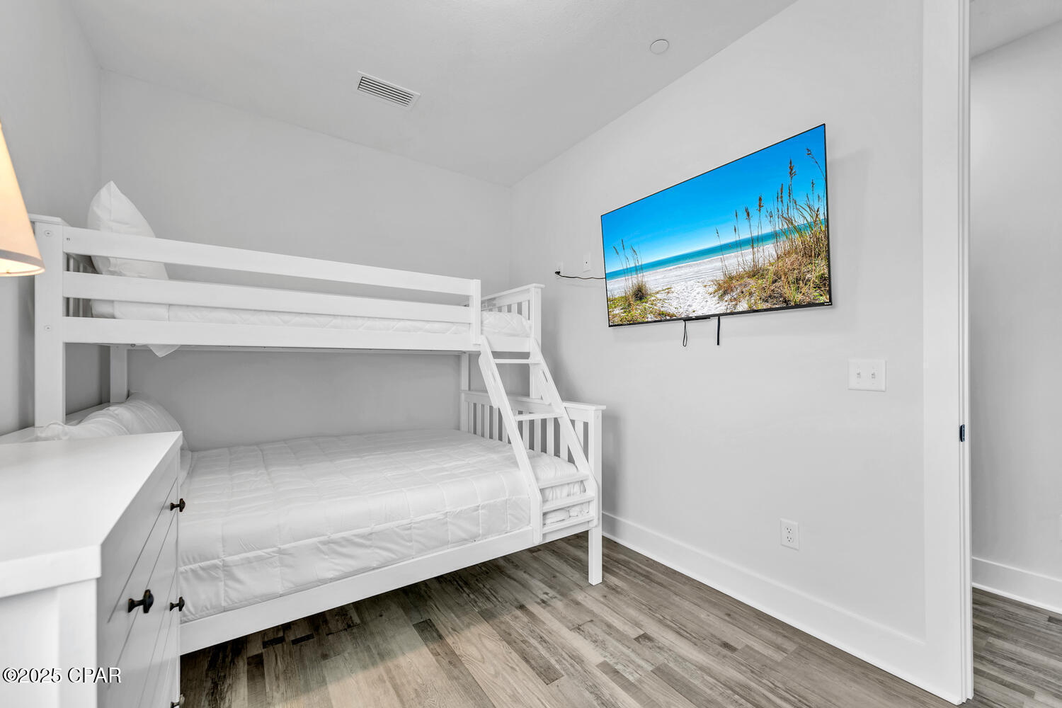 Image 49 For 13310 Front Beach Road