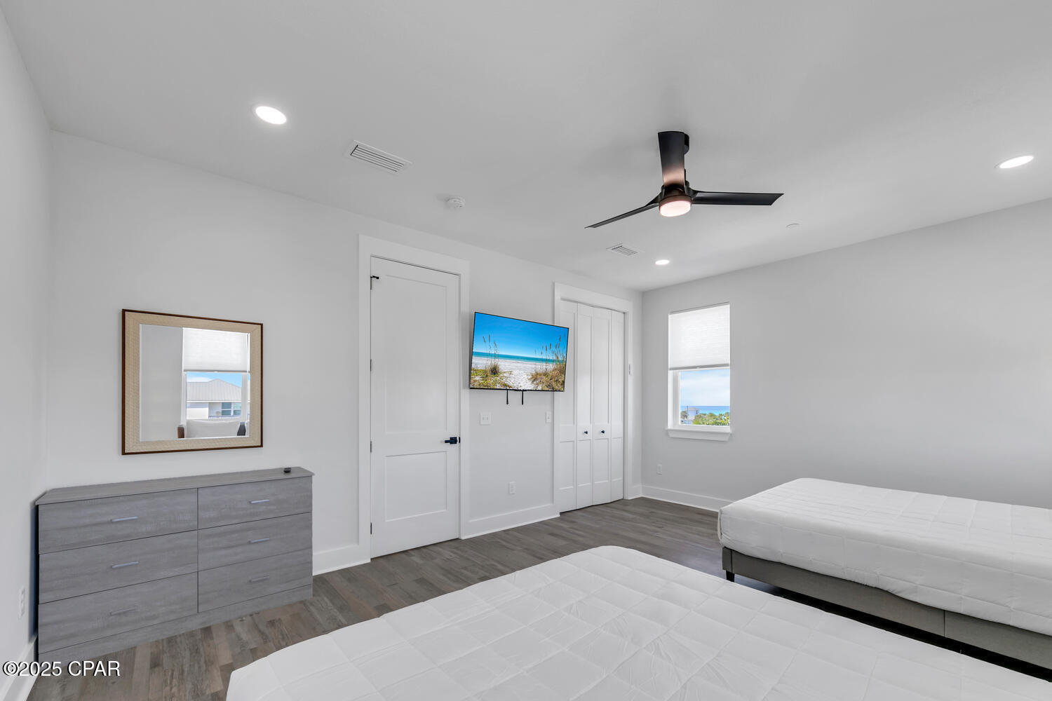 Image 52 For 13310 Front Beach Road