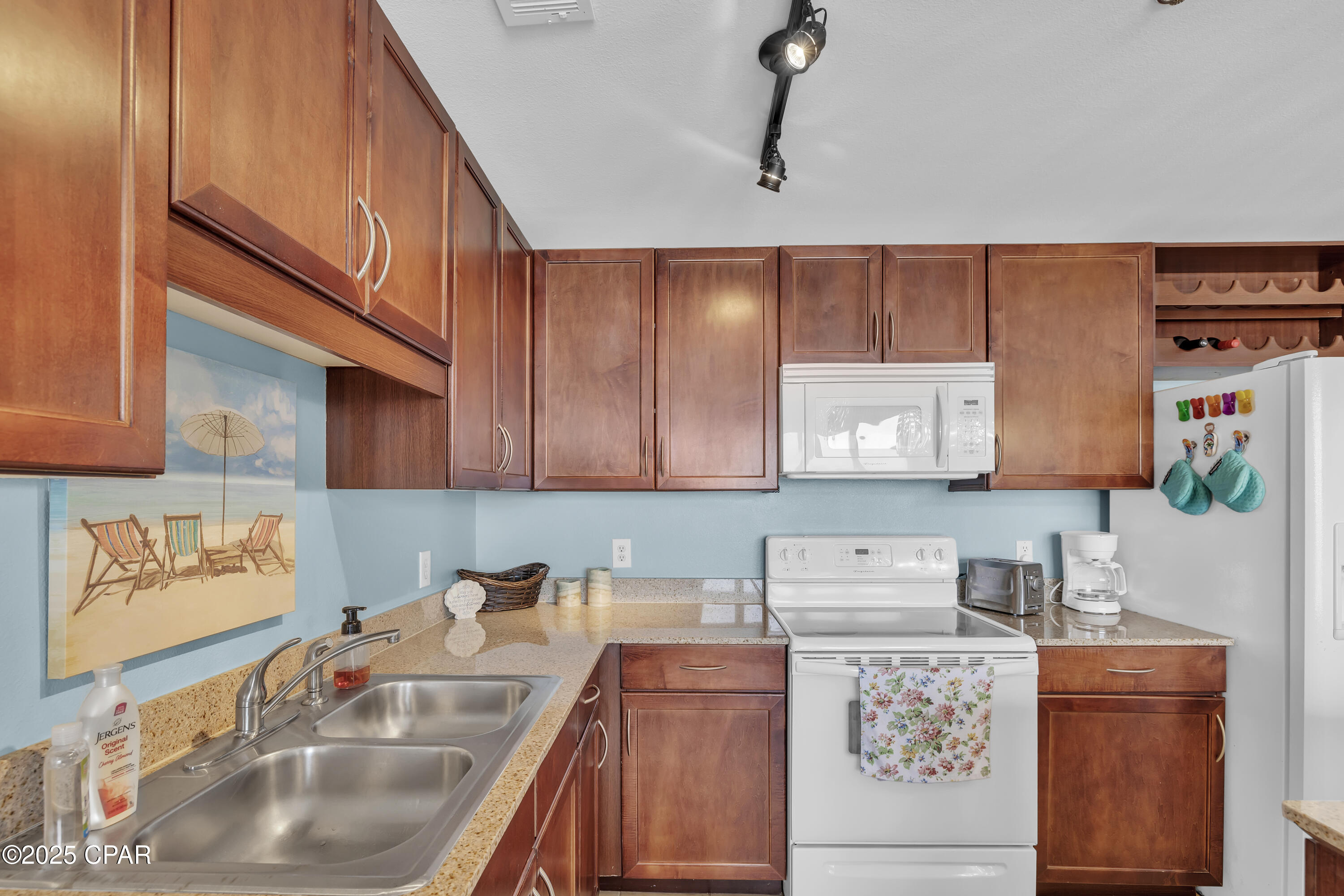 Image 22 For 9860 Thomas Drive 1304