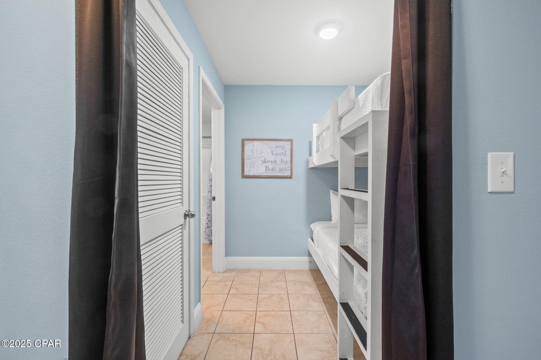 Image 10 For 9902 Thomas Drive 936