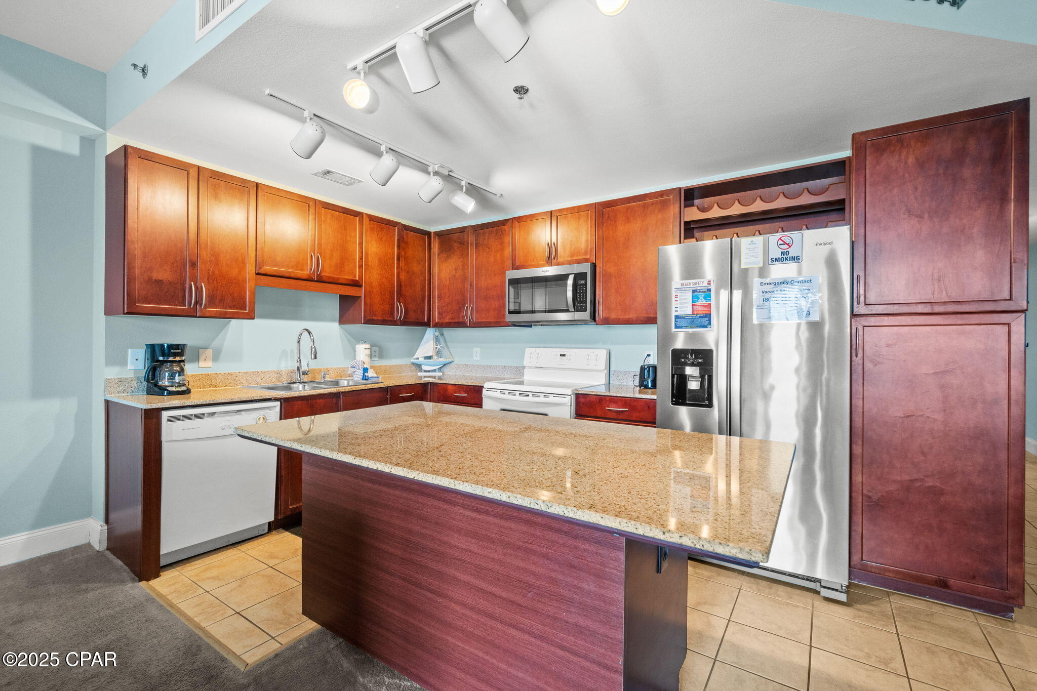 Image 17 For 9902 Thomas Drive 936