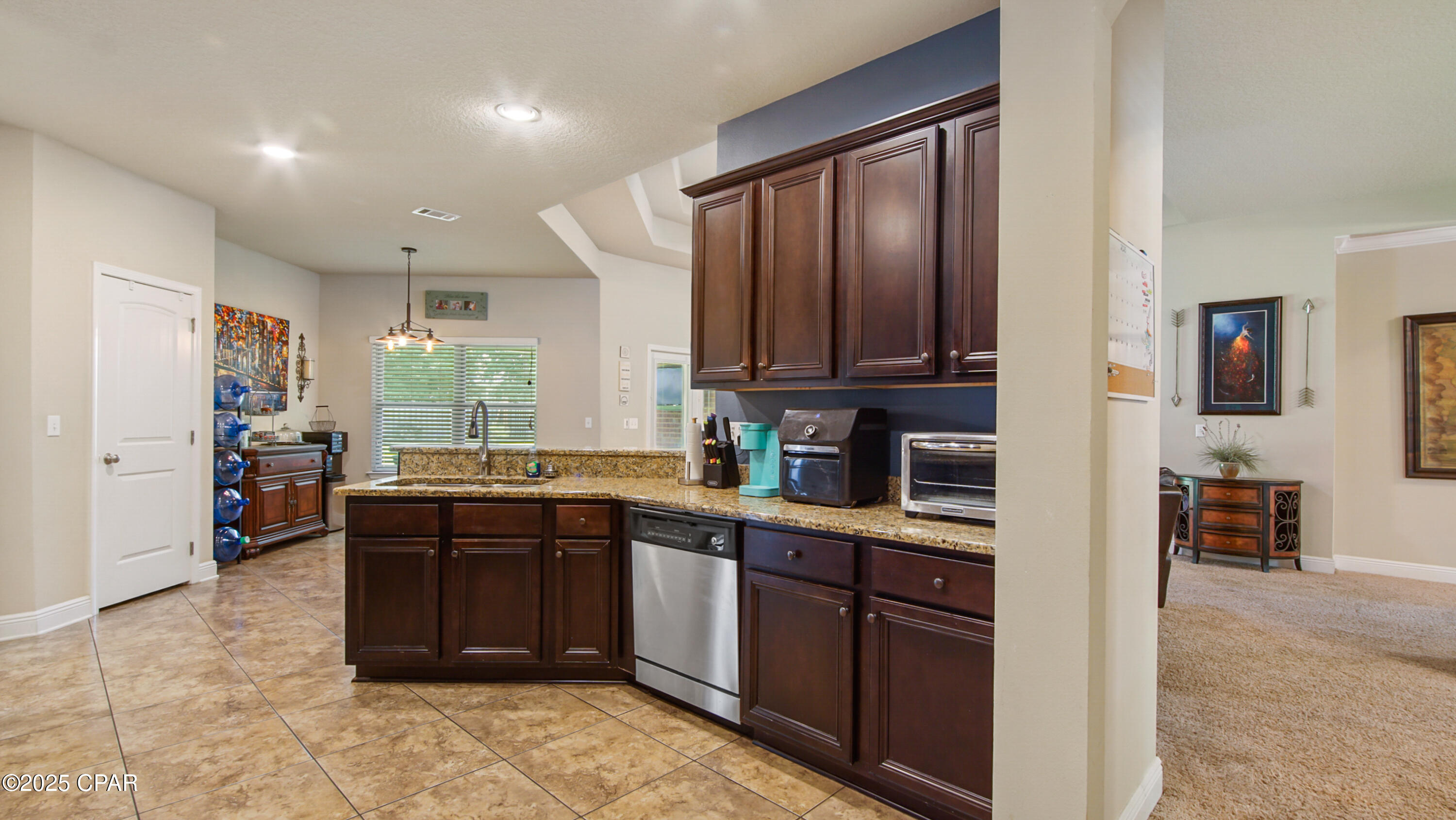 Image 32 For 12812 Merial Pass