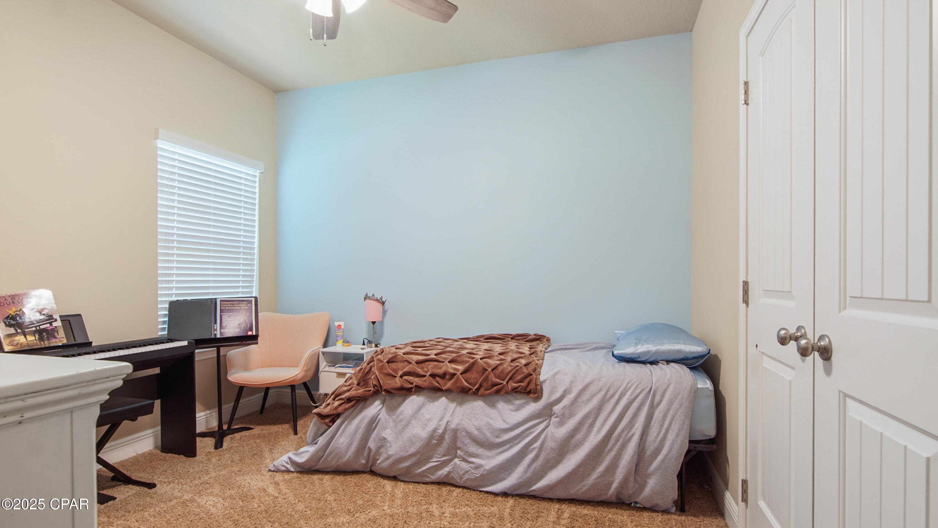 Image 37 For 12812 Merial Pass