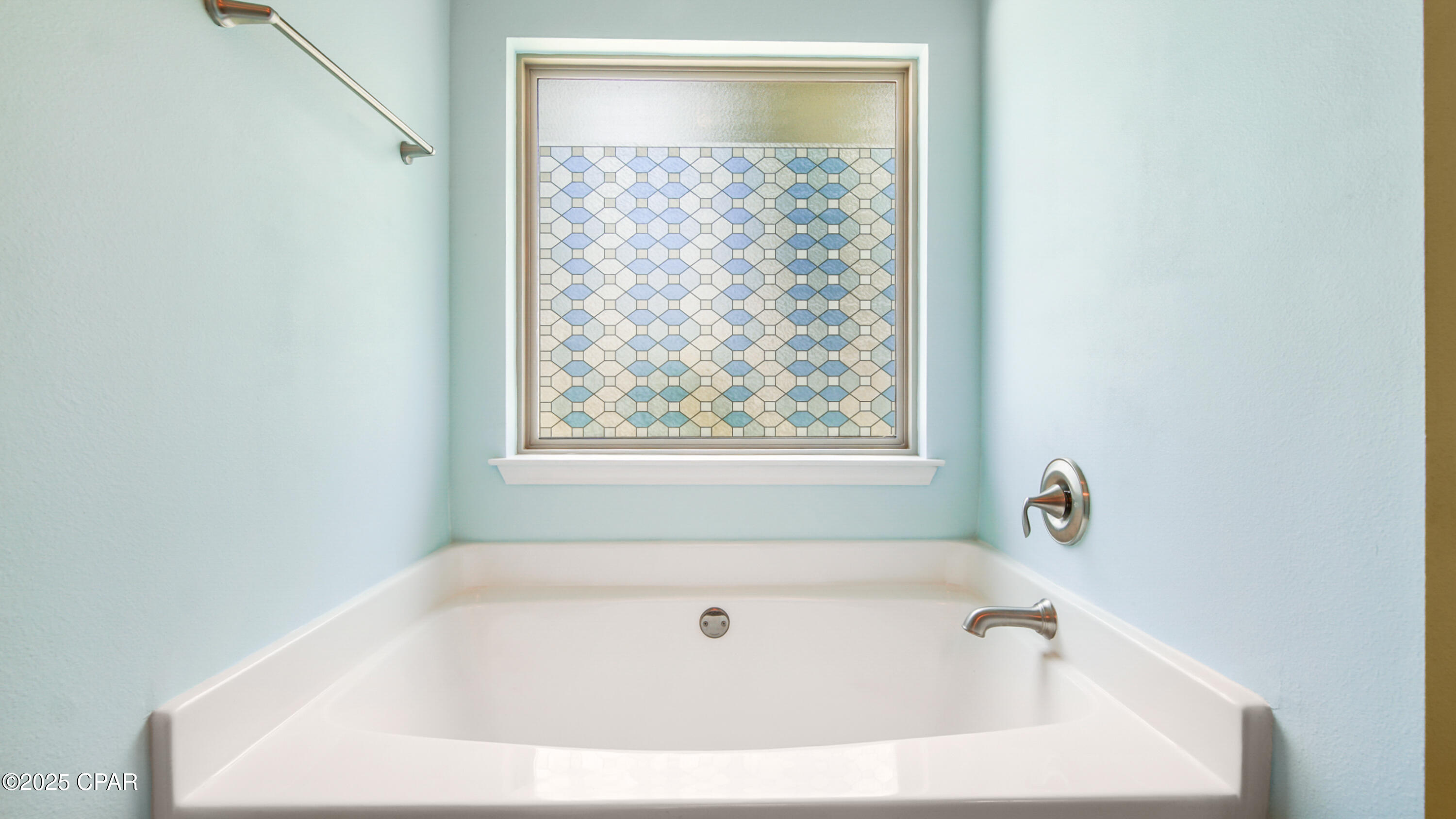 Image 51 For 12812 Merial Pass