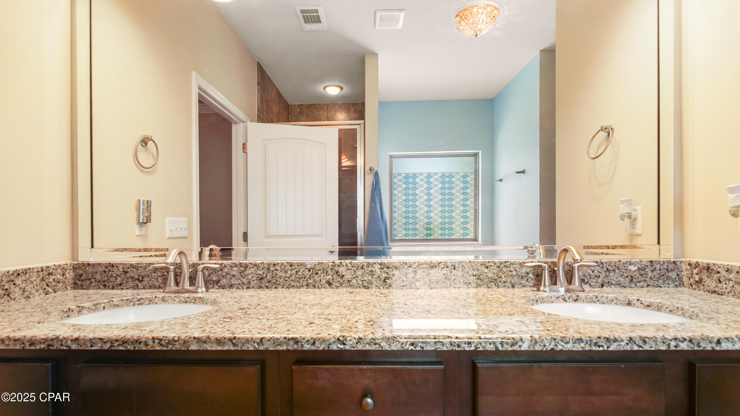 Image 53 For 12812 Merial Pass