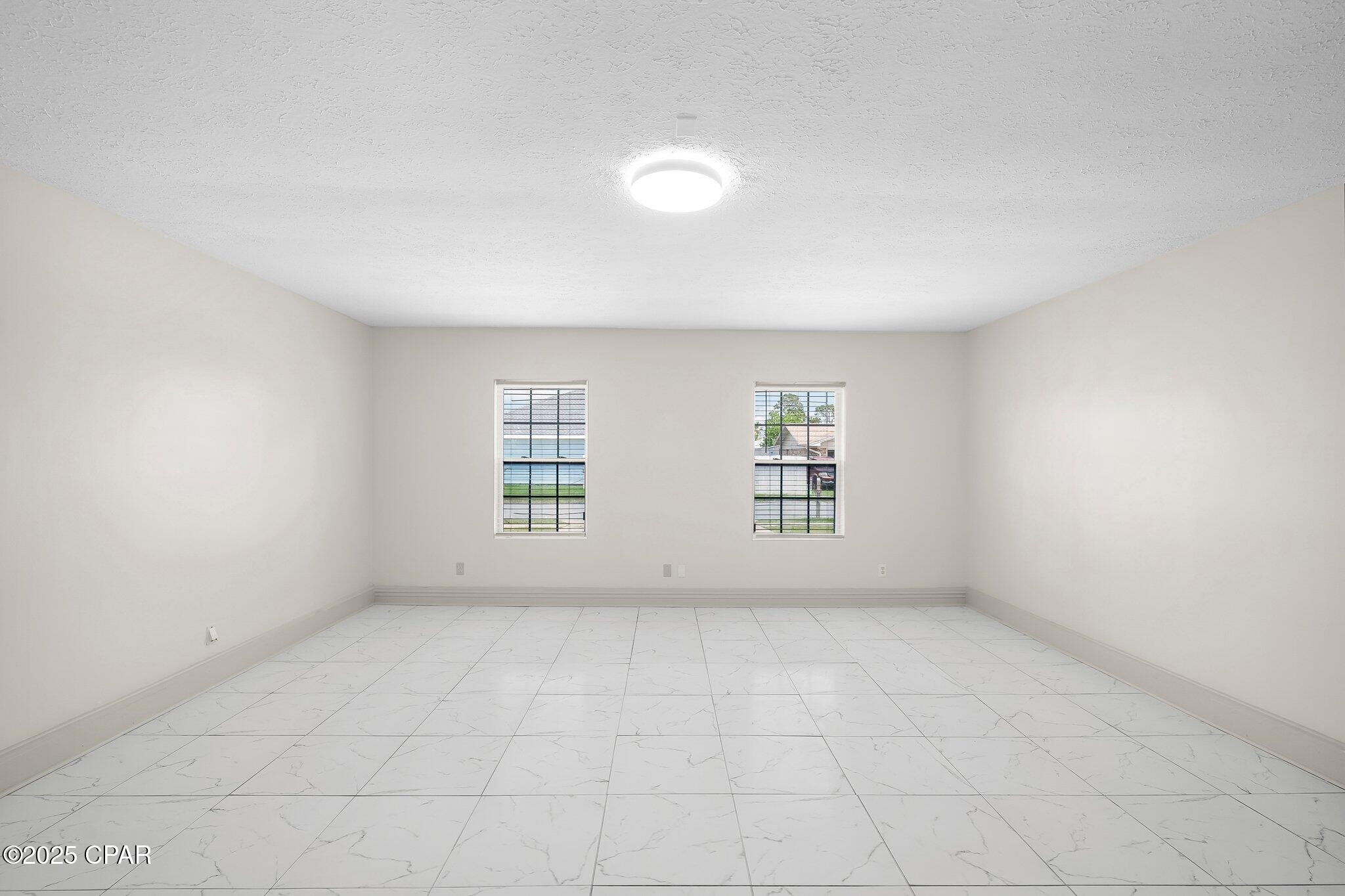 Image 15 For 721 J J Drive