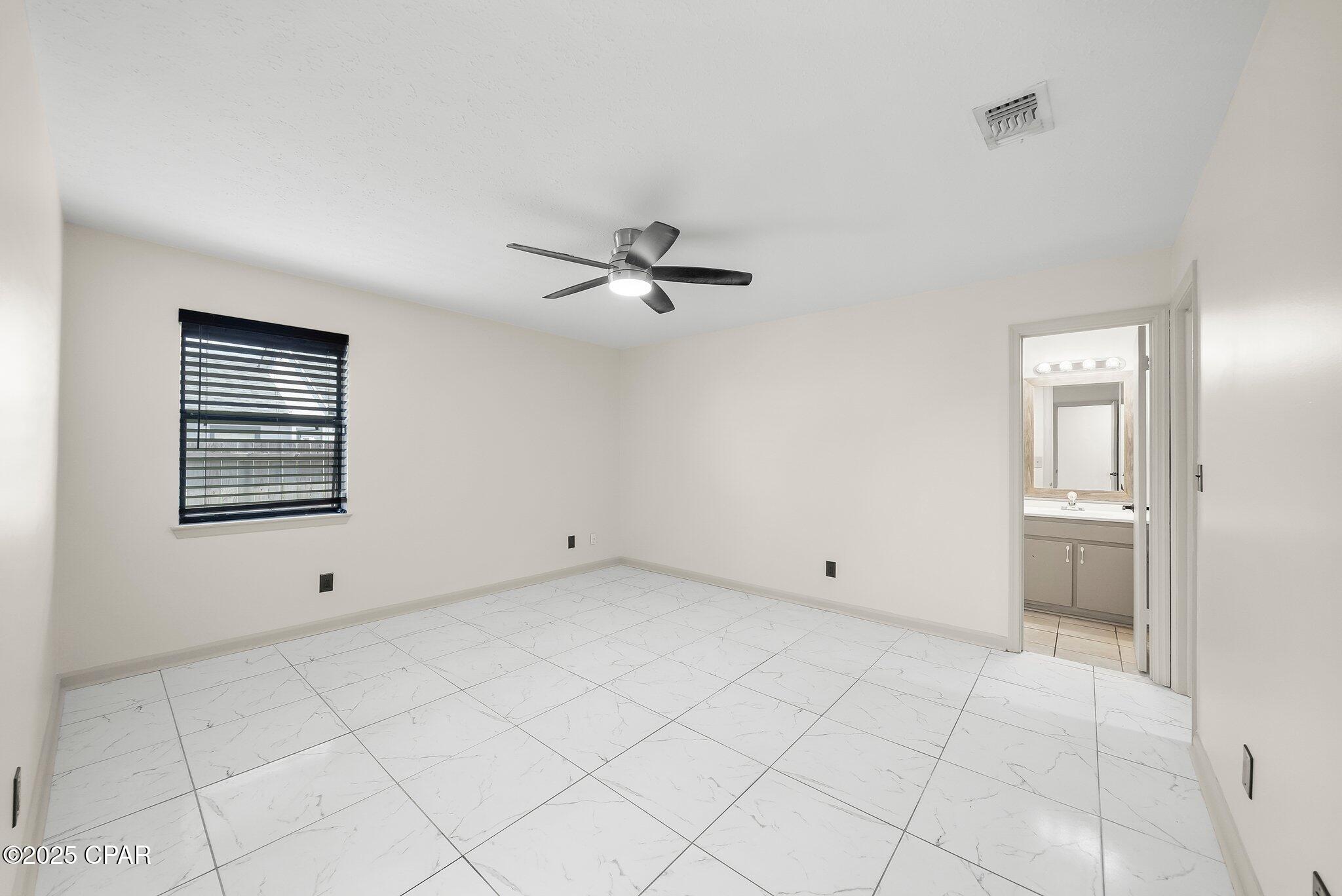 Image 18 For 721 J J Drive