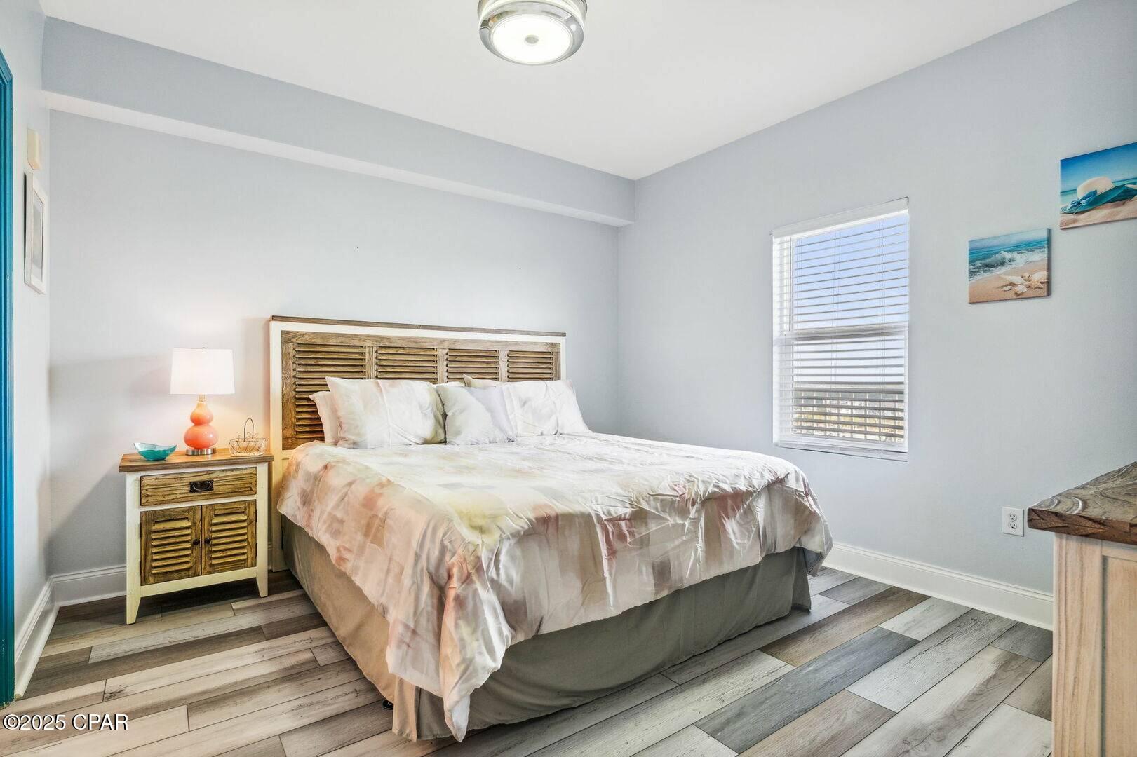 Image 18 For 9860 Thomas Drive 1221