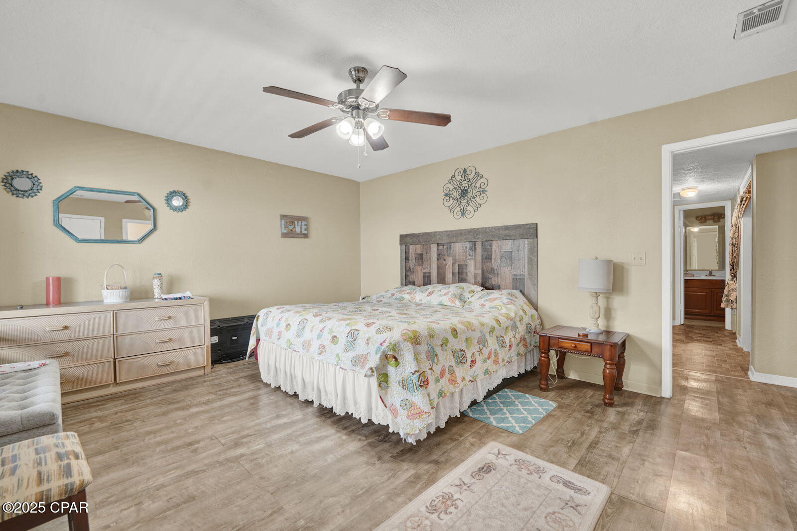 Image 13 For 926 Pitts Avenue