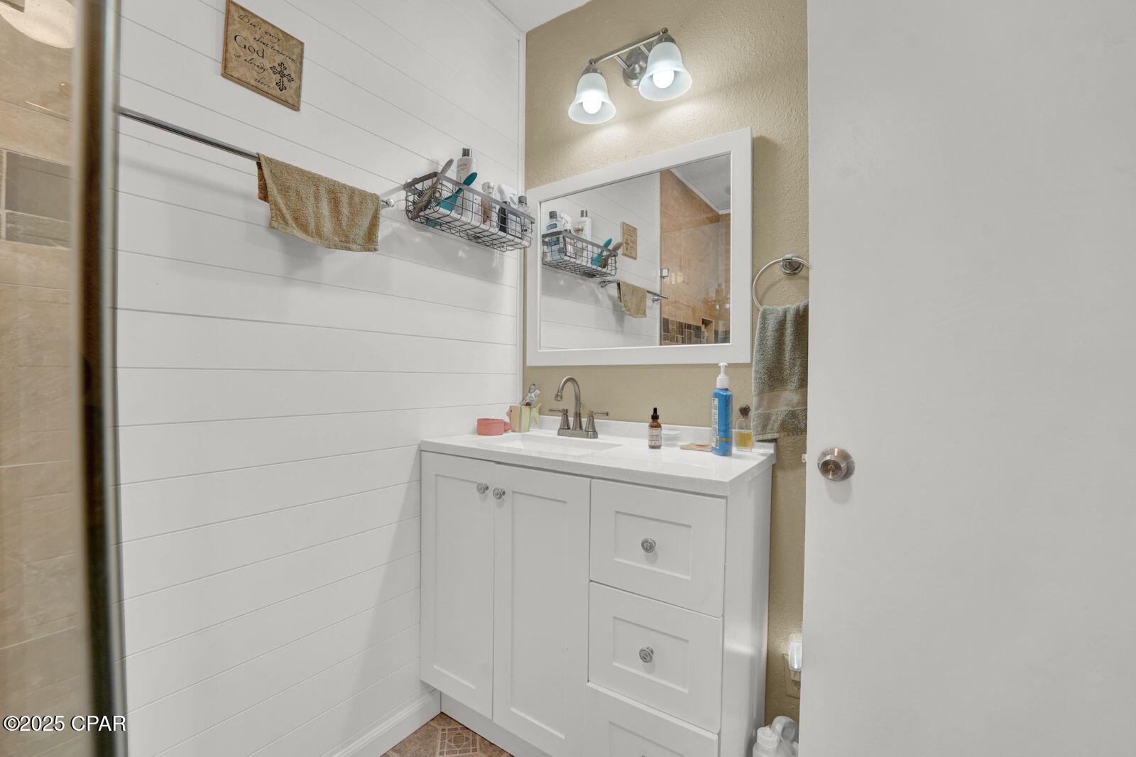 Image 15 For 926 Pitts Avenue