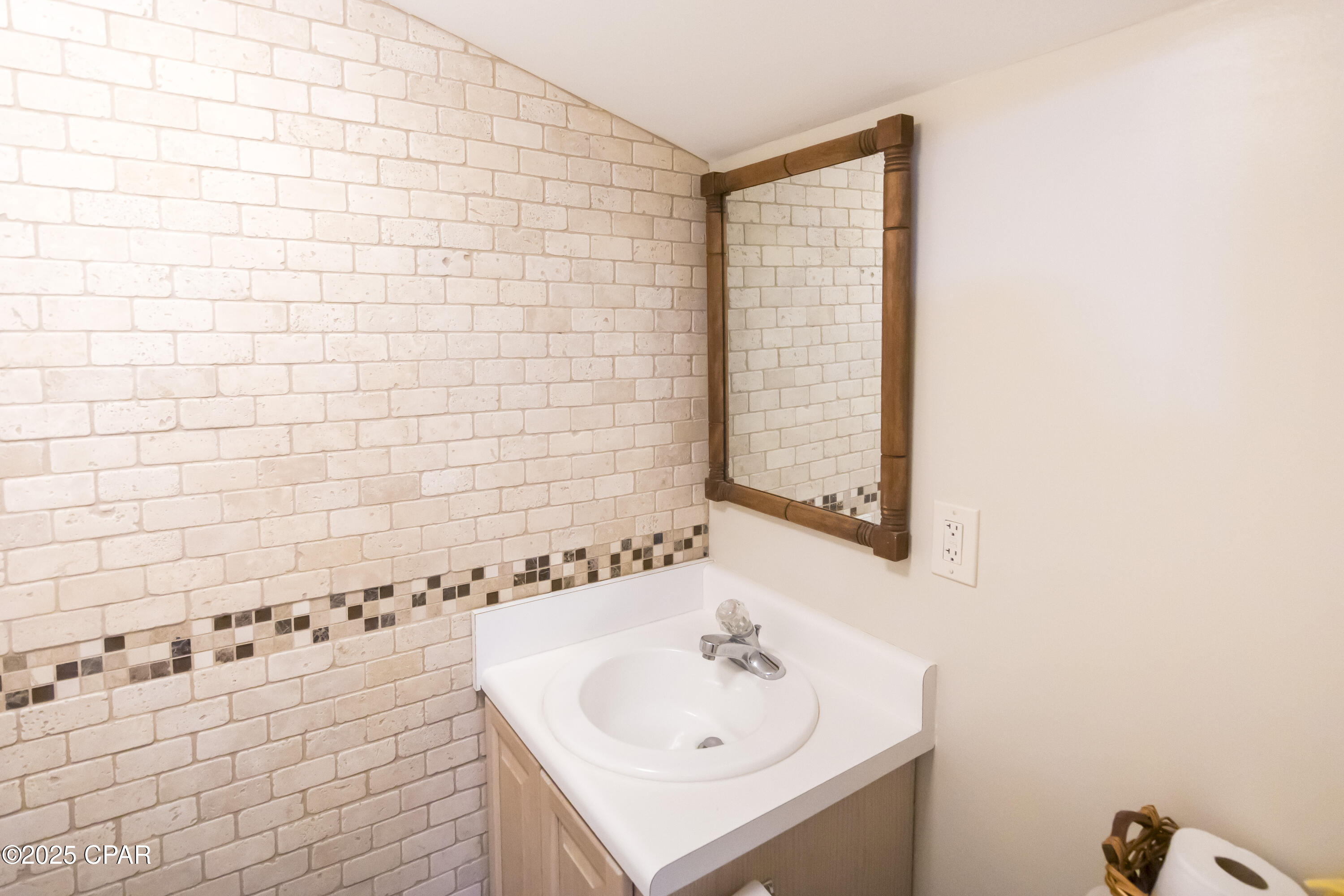 Image 32 For 1203 Bay Drive