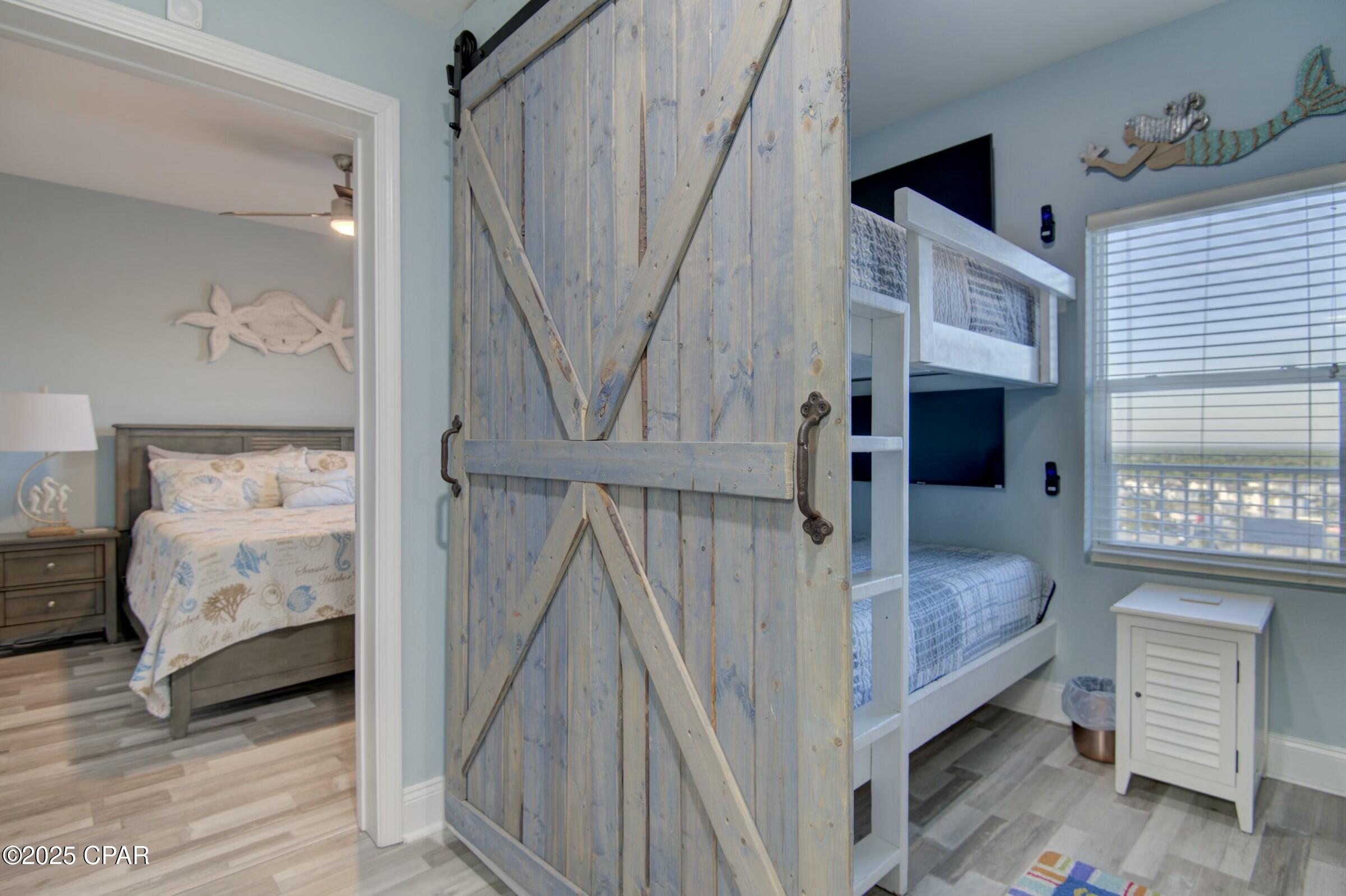 Image 23 For 9860 Thomas Drive 1426