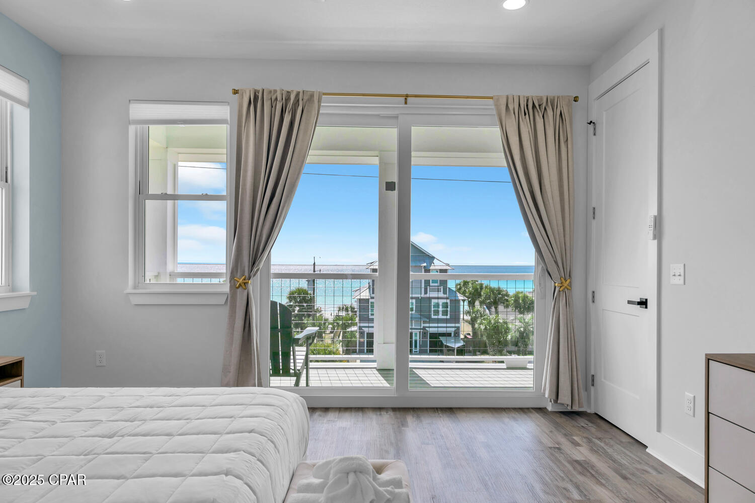 Image 22 For 13308 Front Beach Road