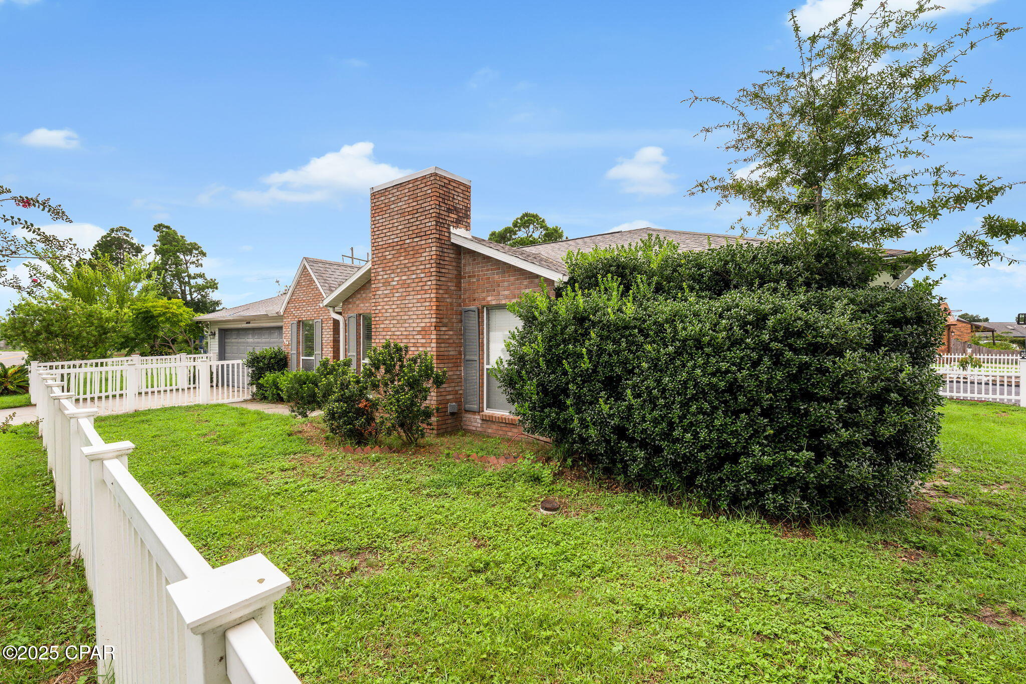 Homes for sale in Panama City, FL | 4035 Woodridge Rd, Panama City, FL 32405 | MLS# 777489