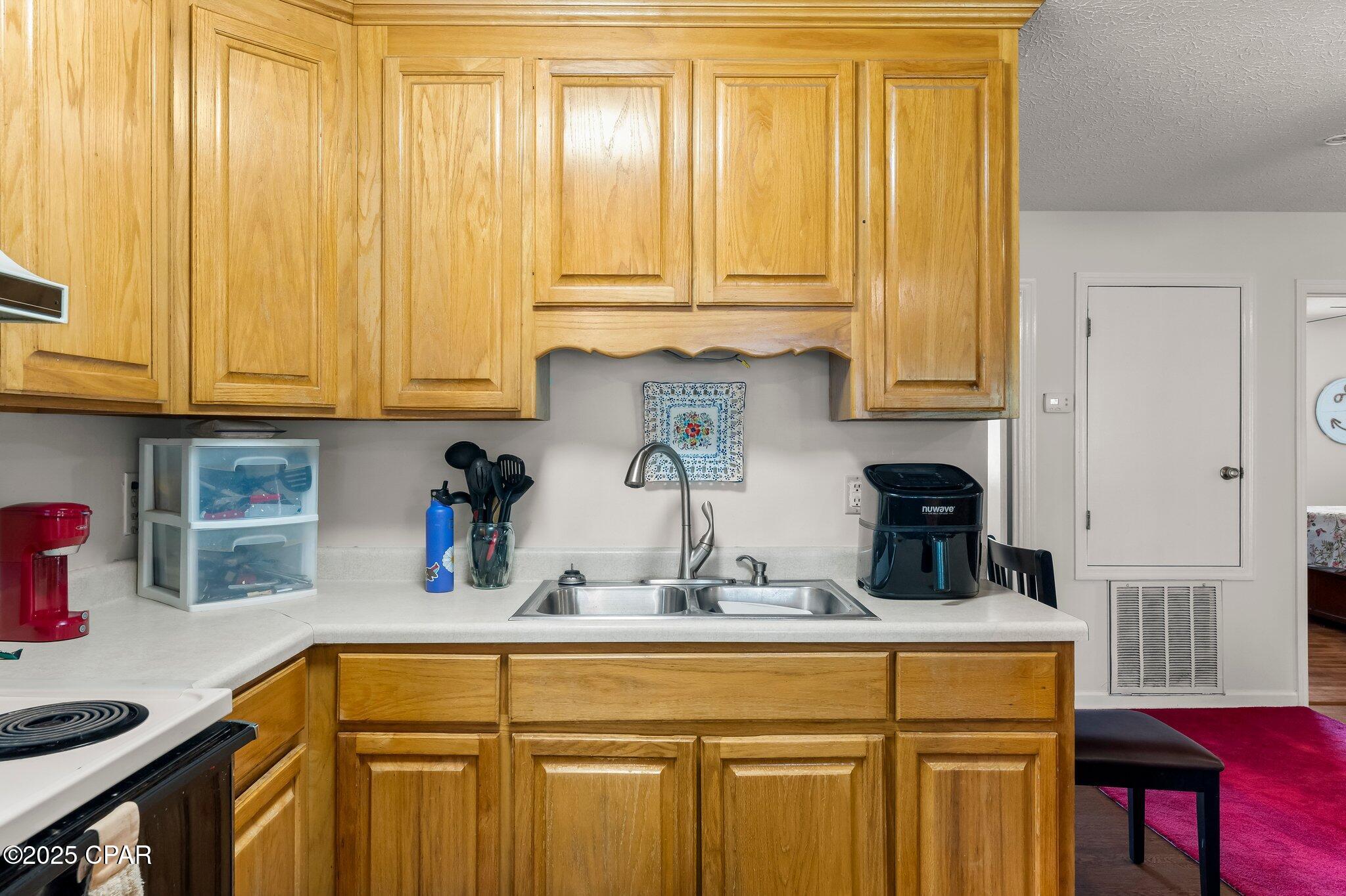 Image 12 For 4344 Huckleberry Lane