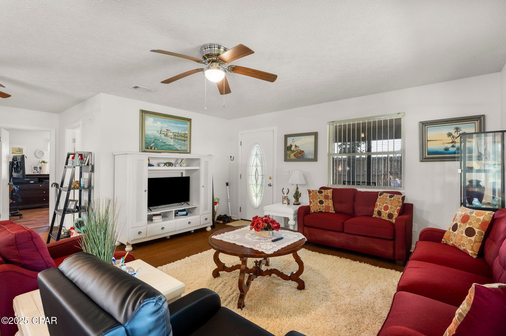 Image 6 For 4344 Huckleberry Lane