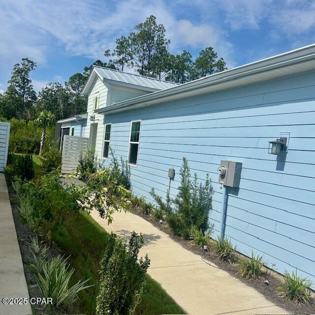 Image 3 For 9037 Parrot Place