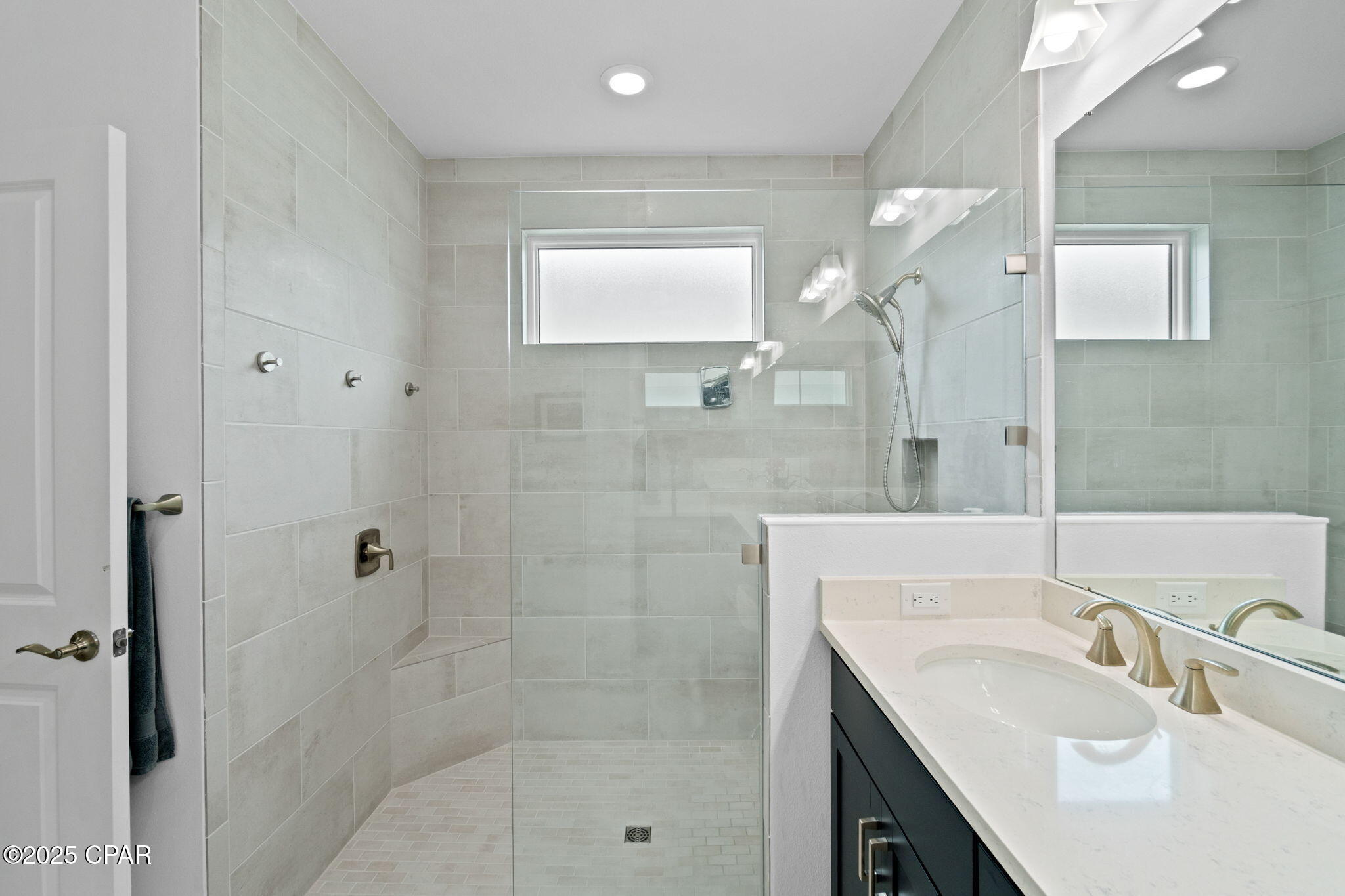 Image 26 For 8406 Island Breeze Avenue