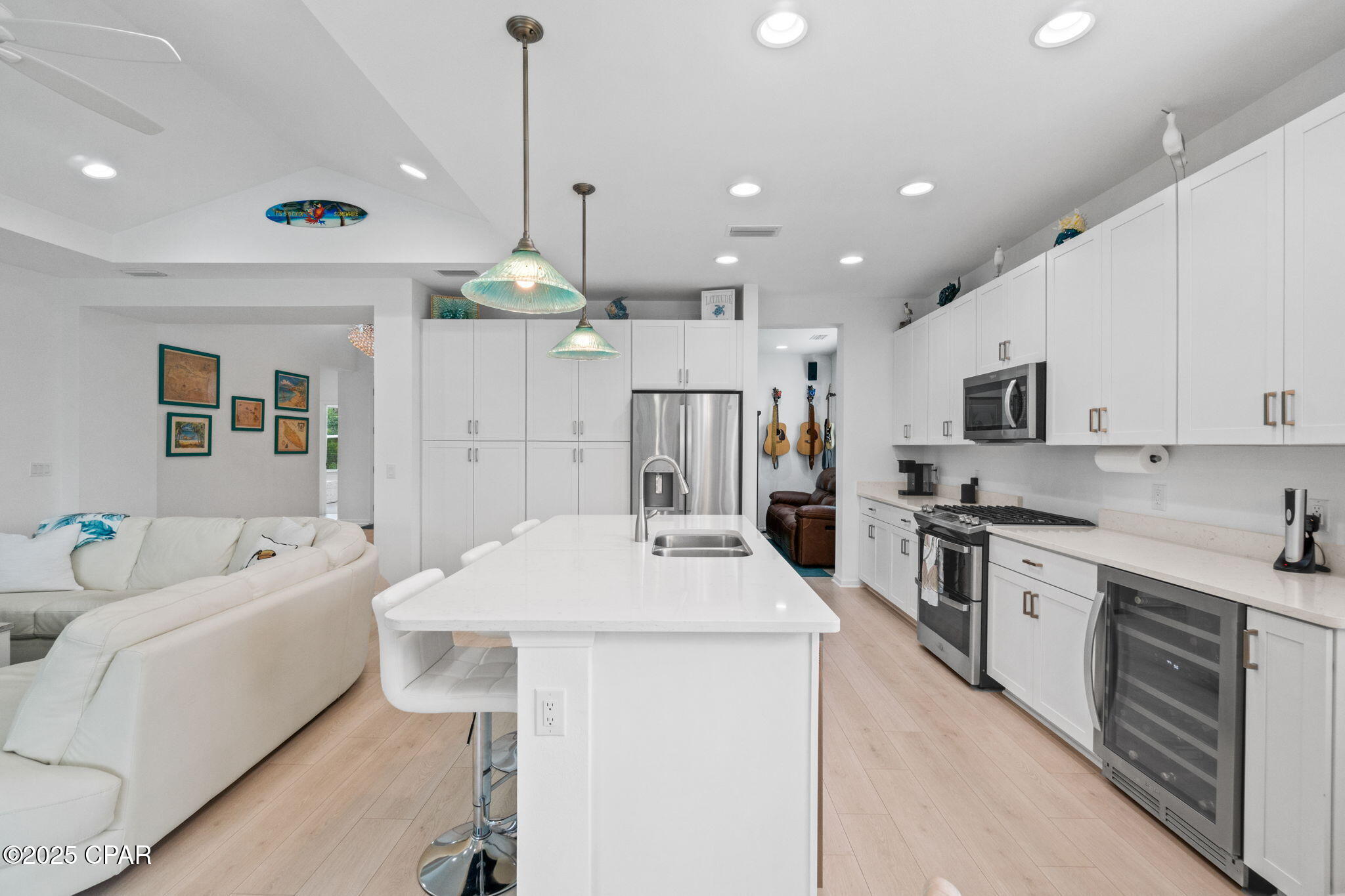 Image 5 For 8406 Island Breeze Avenue