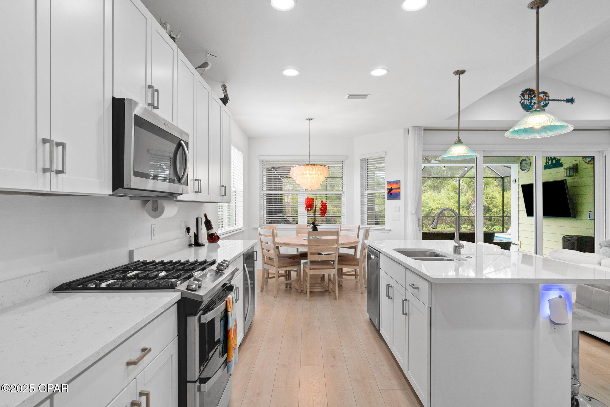 Image 7 For 8406 Island Breeze Avenue