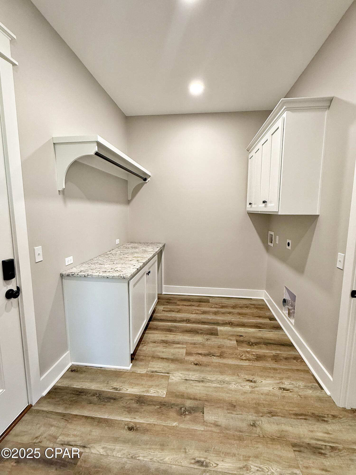 Image 24 For 3391 Grey Oak Way