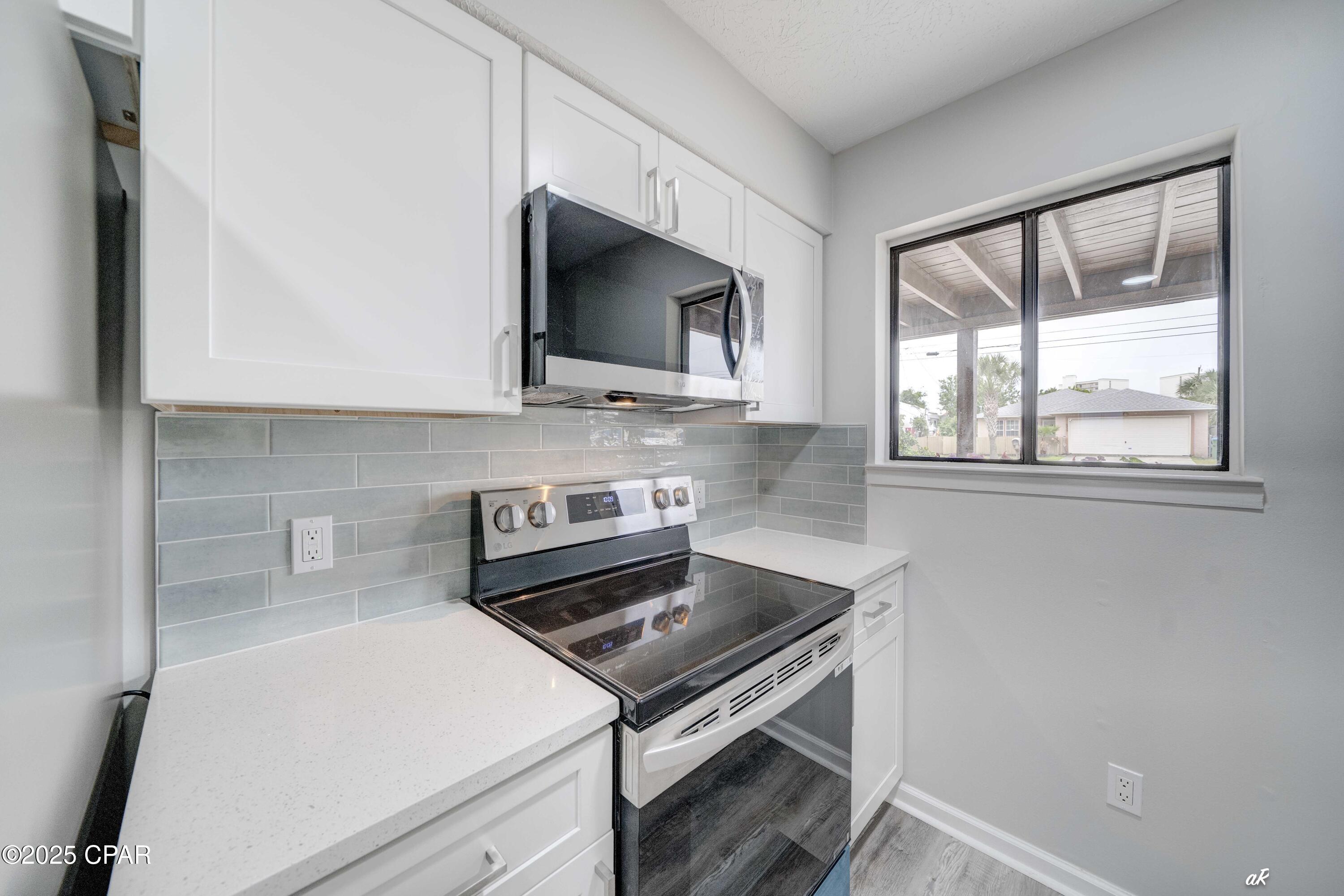 Image 25 For 6322 Pinetree Ave  A