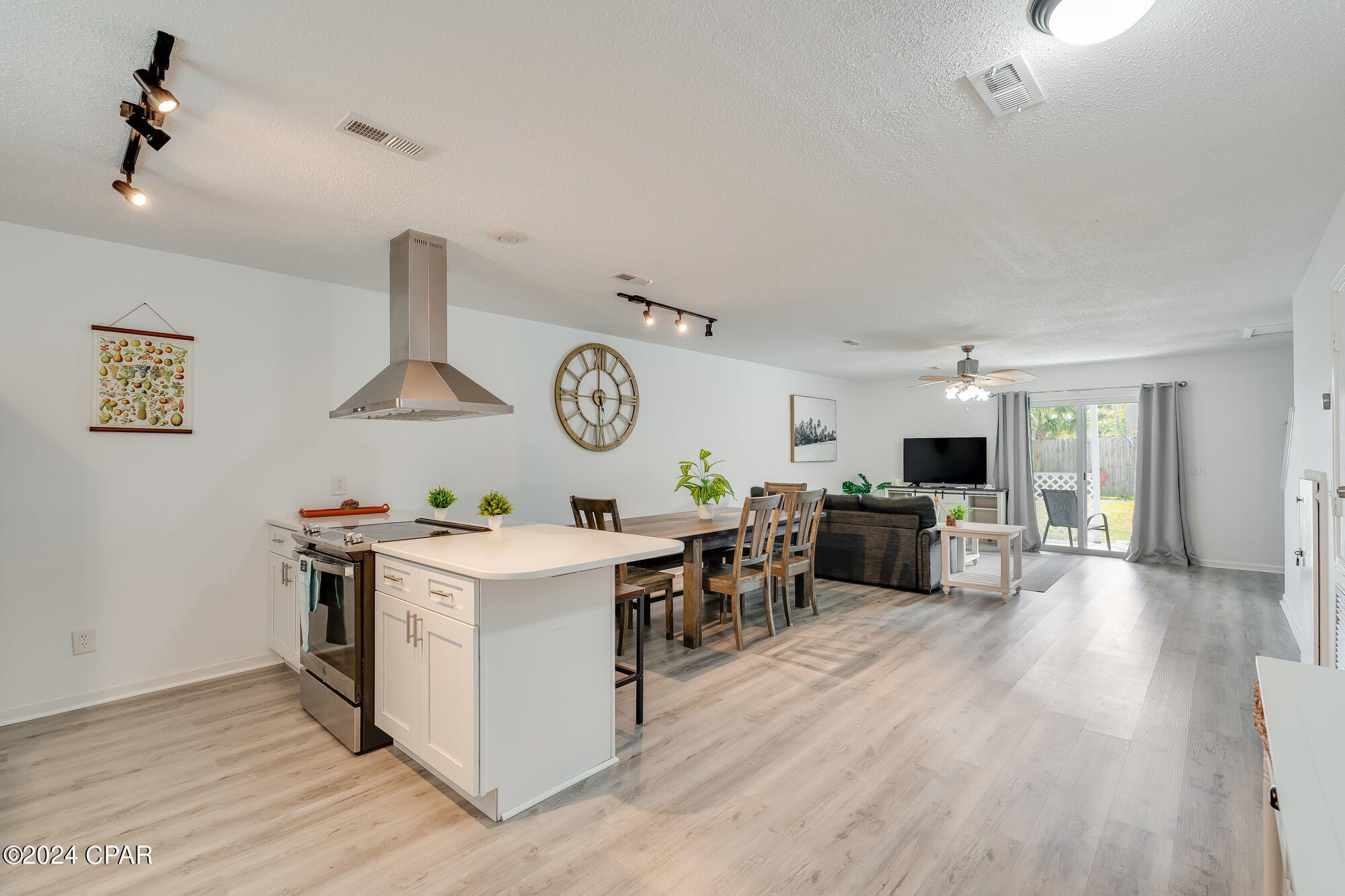 Image 27 For 6315 Hilltop Avenue