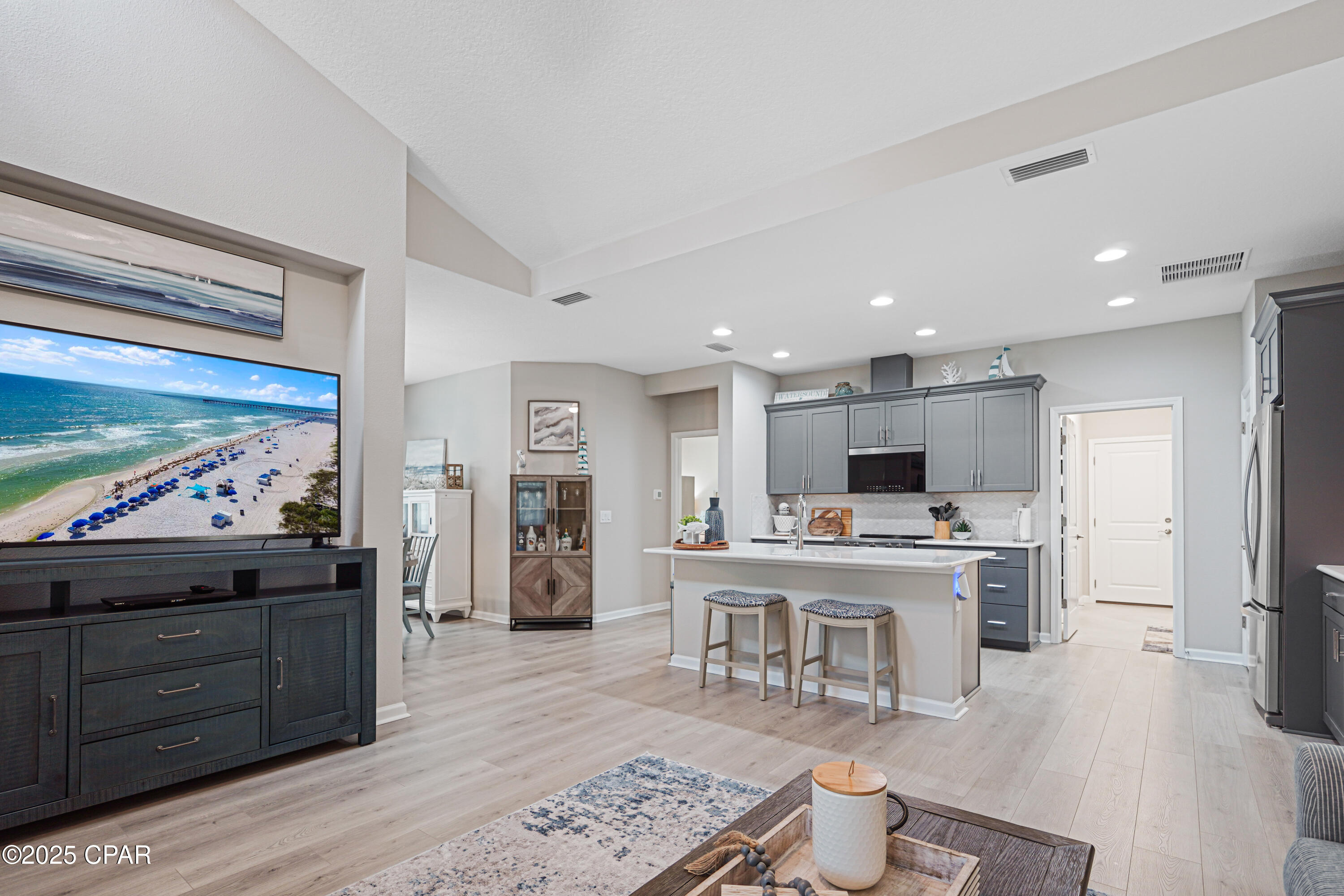 Image 10 For 8532 Dreams Float Court