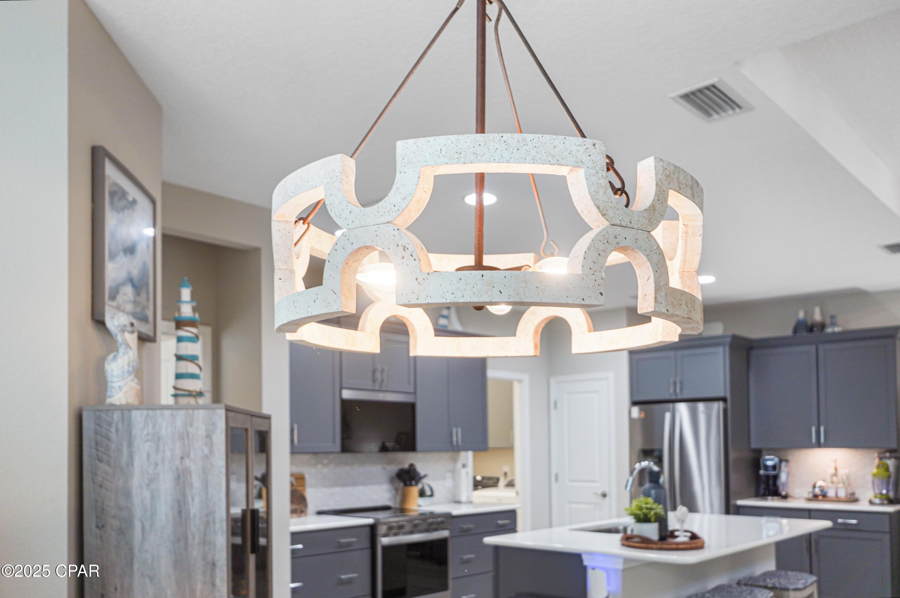 Image 12 For 8532 Dreams Float Court