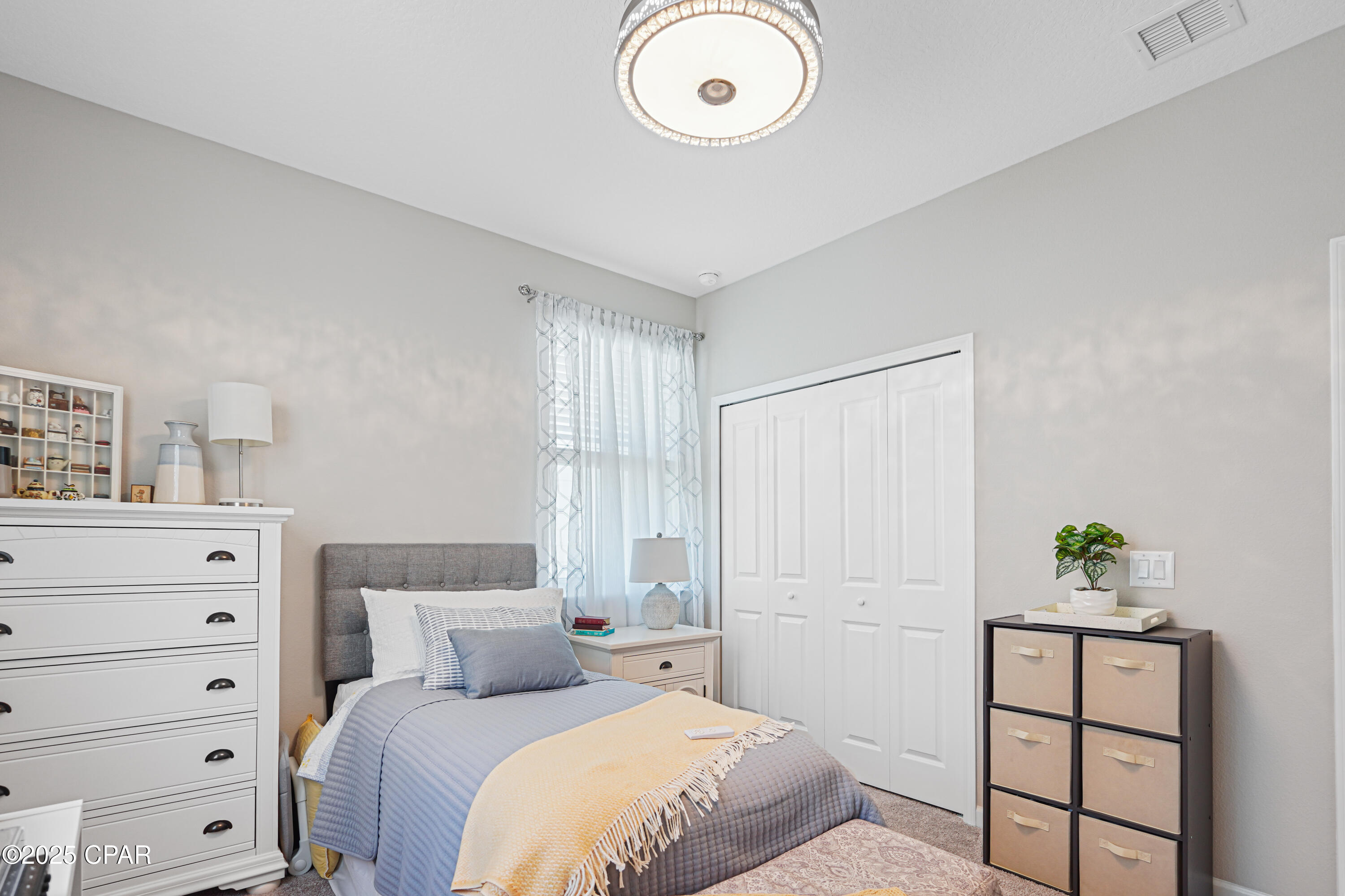 Image 23 For 8532 Dreams Float Court