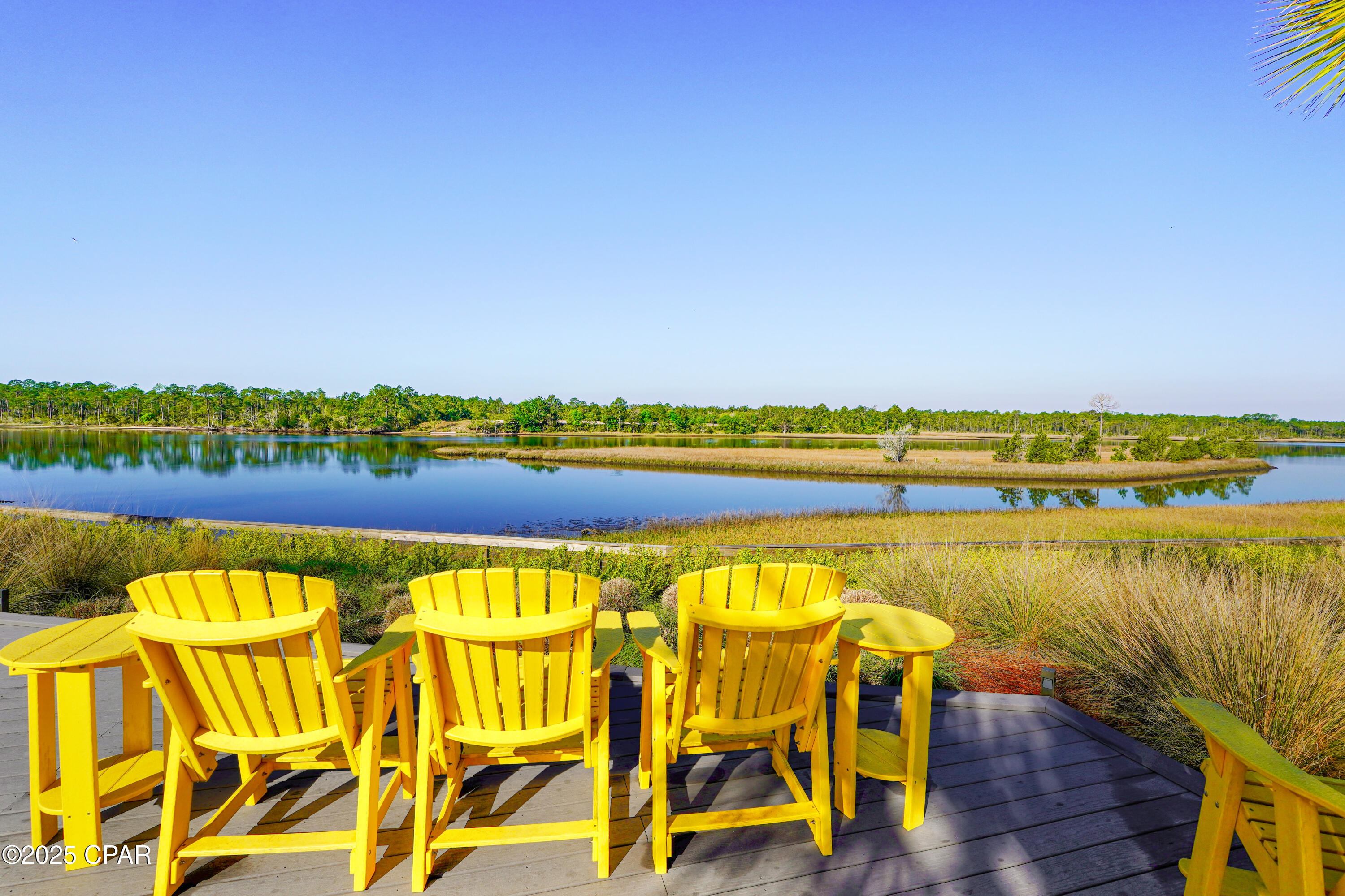 Image 41 For 8532 Dreams Float Court