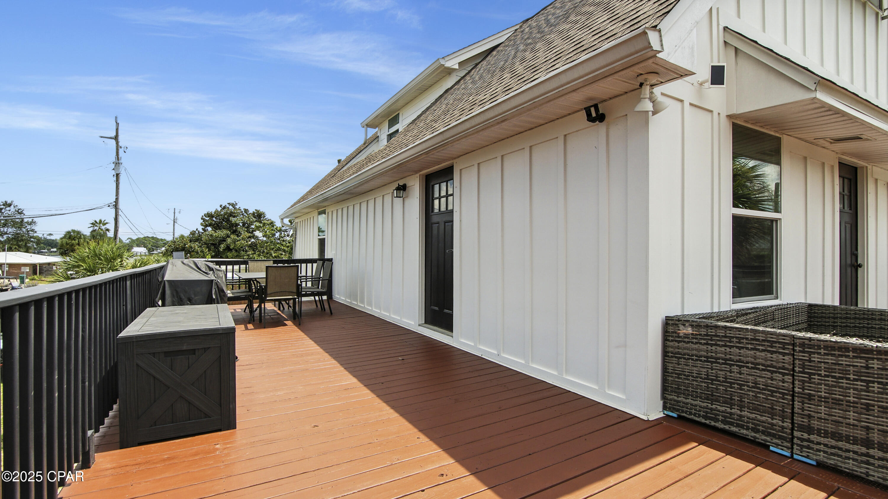 Image 11 For 5826 Hilltop Avenue