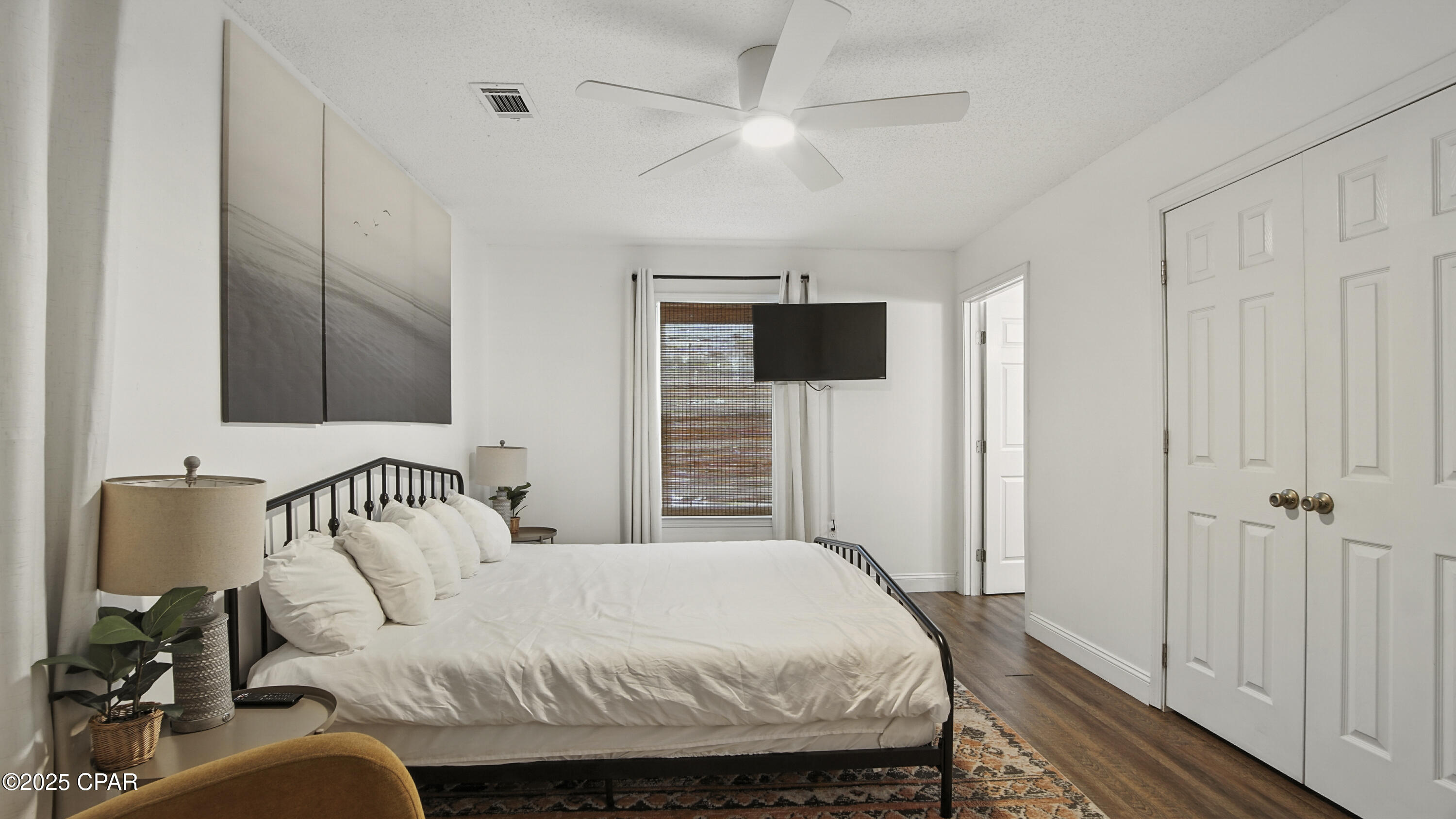 Image 20 For 5826 Hilltop Avenue