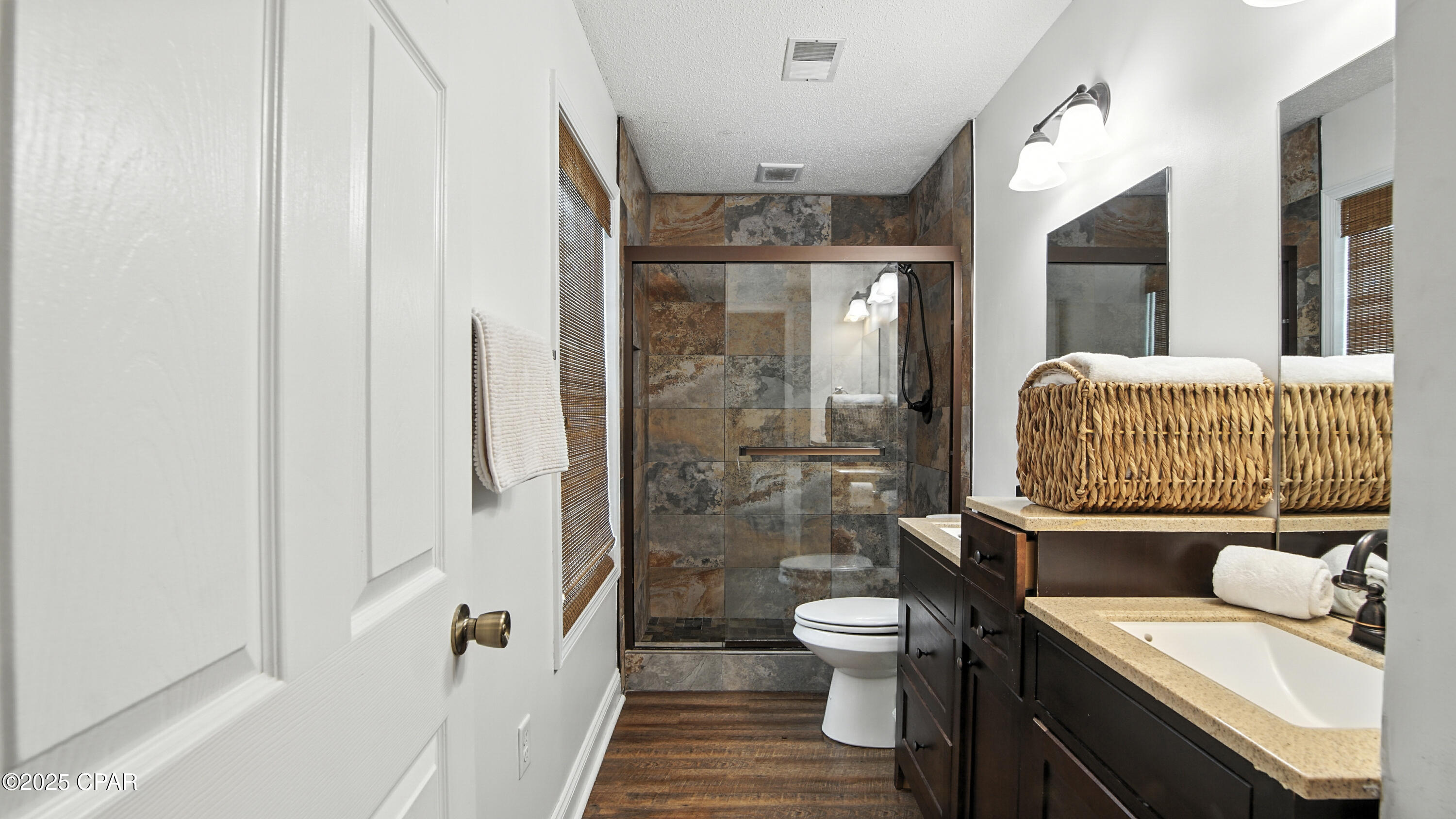 Image 23 For 5826 Hilltop Avenue