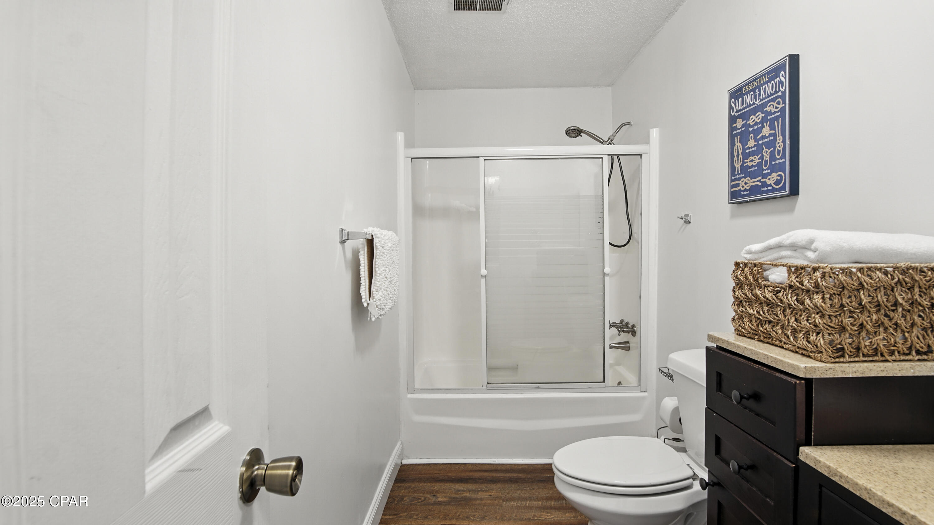 Image 28 For 5826 Hilltop Avenue