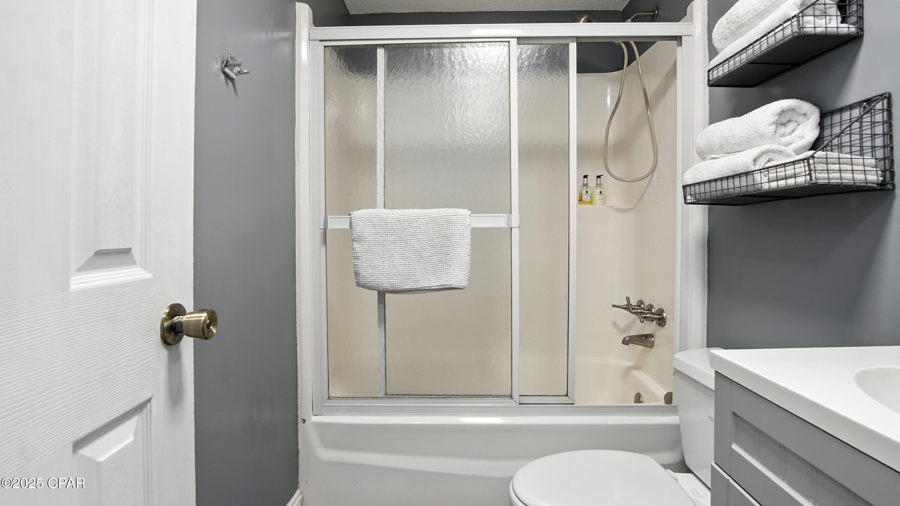 Image 35 For 5826 Hilltop Avenue