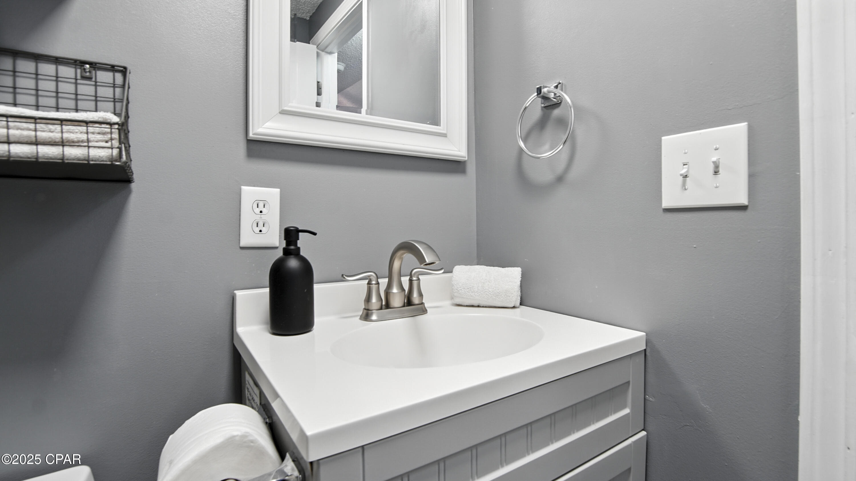 Image 36 For 5826 Hilltop Avenue