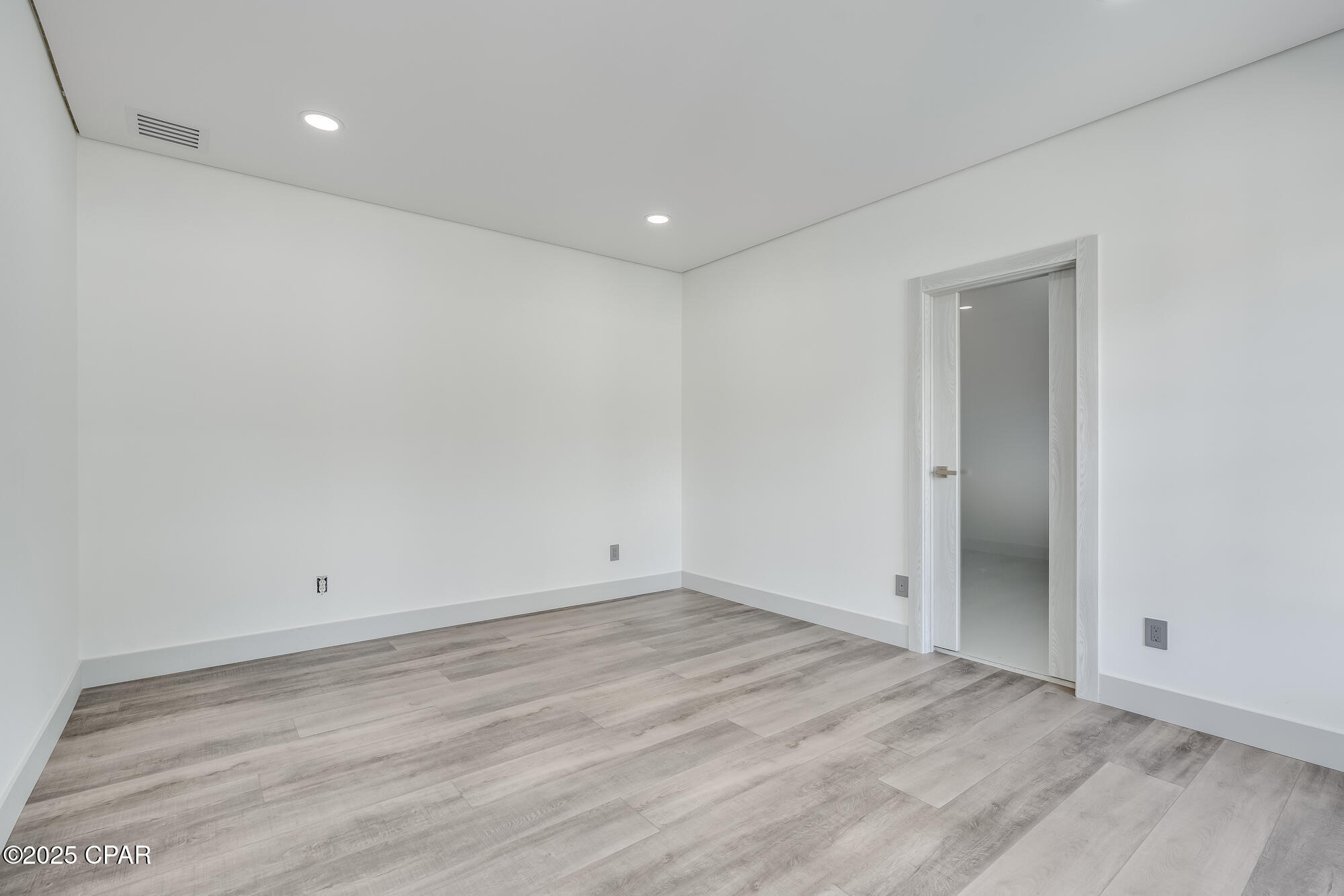 Image 22 For 100 Biltmore Place